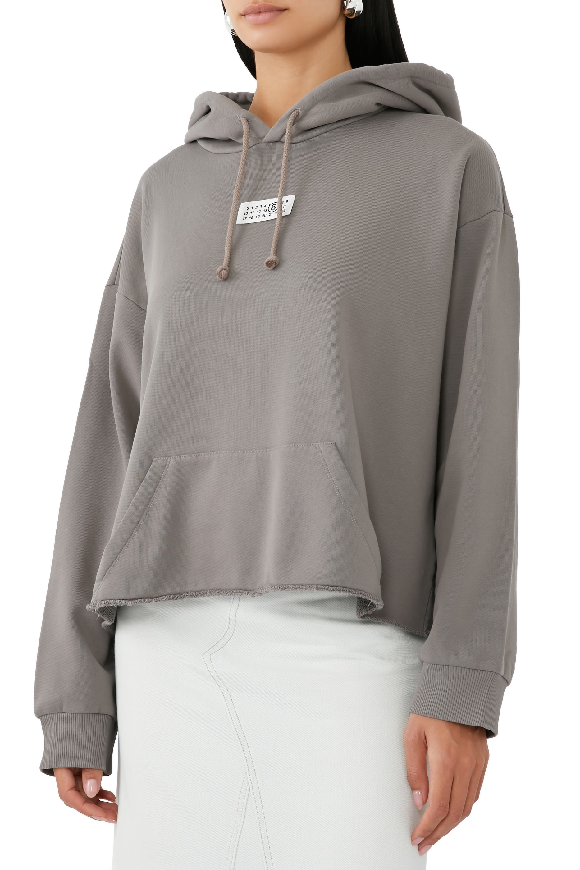 سويت شيرت بشعار الماركة قطن