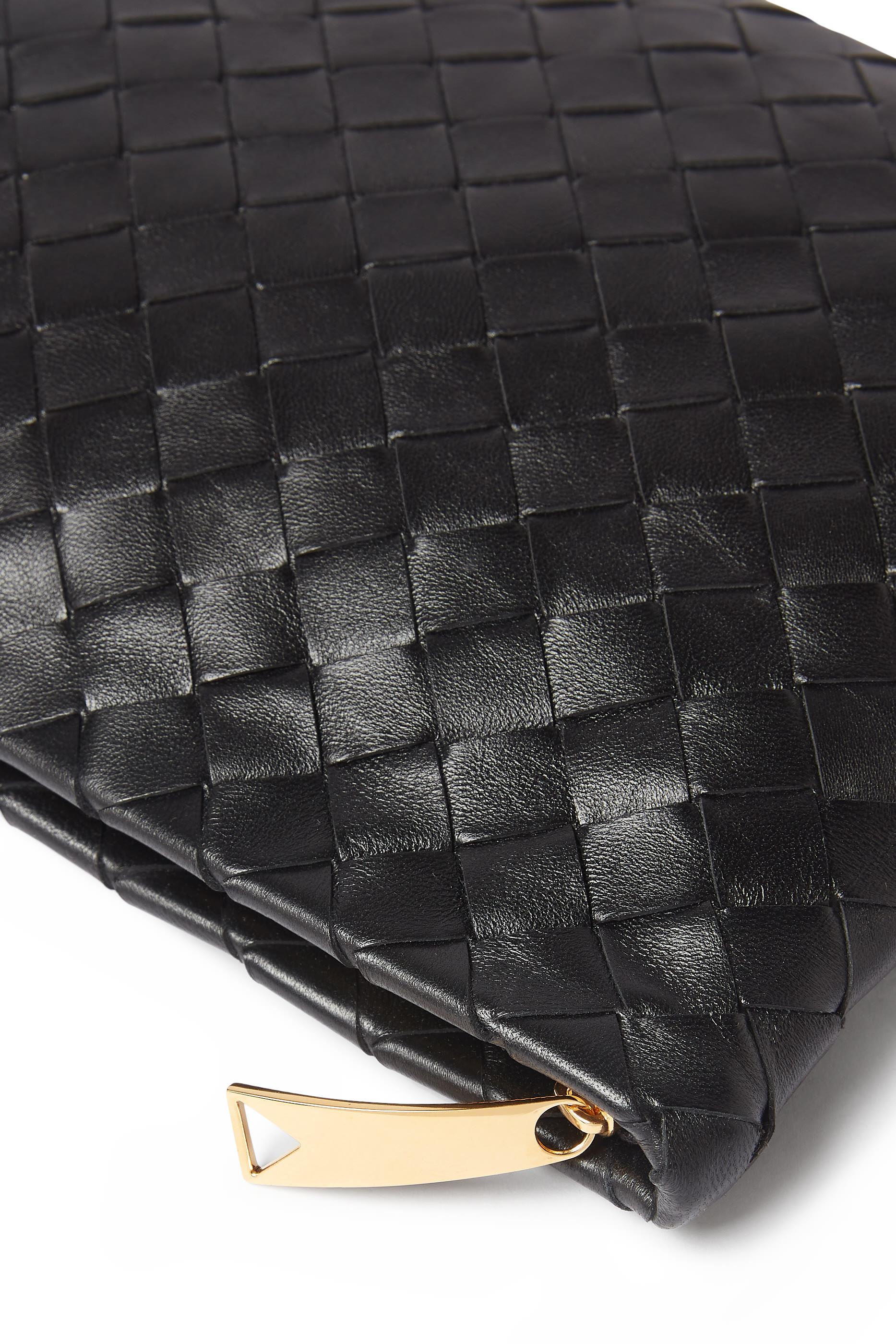 حقيبة متوسطة بتصميم مجدول جلد