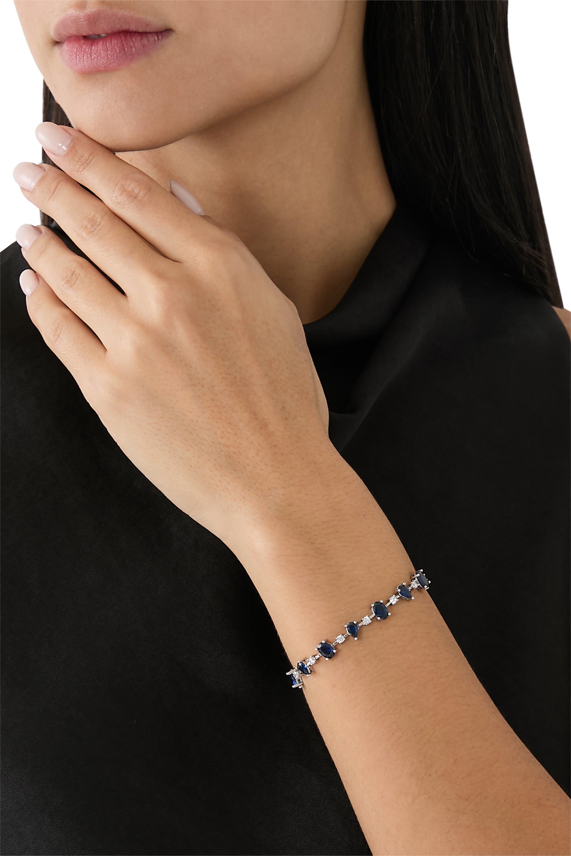 سوار مرصع بأحجار زركونيا مكعبة بأشكال مختلفة، نحاس مطلي بالروديوم