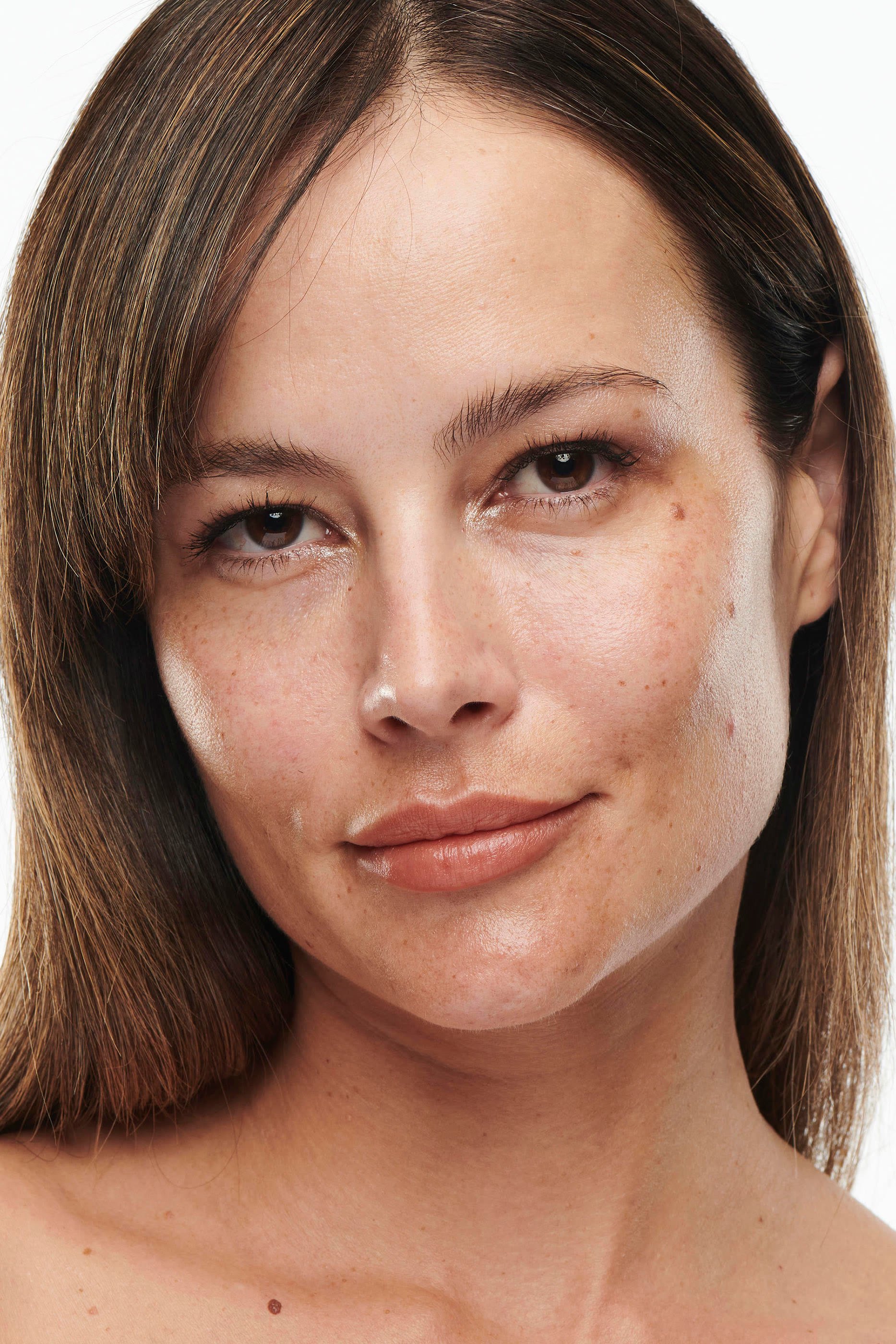 كريم أساس ستوديو راديانس بفاعلية السيروم‏، 30 ملل