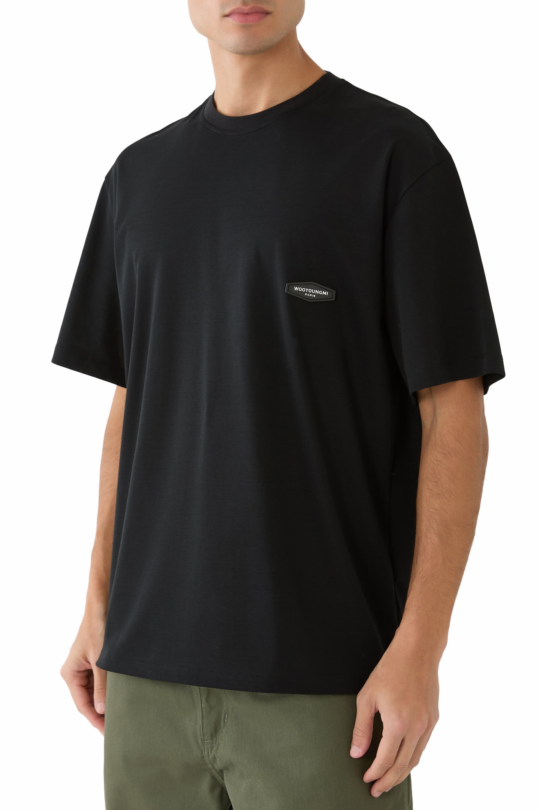 تيشيرت بشعار الماركة