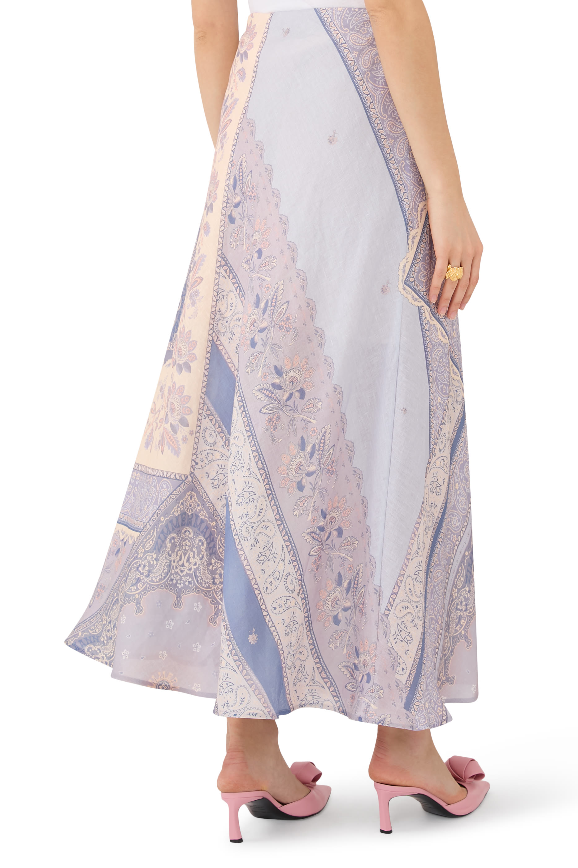 تنورة لاكي باياس