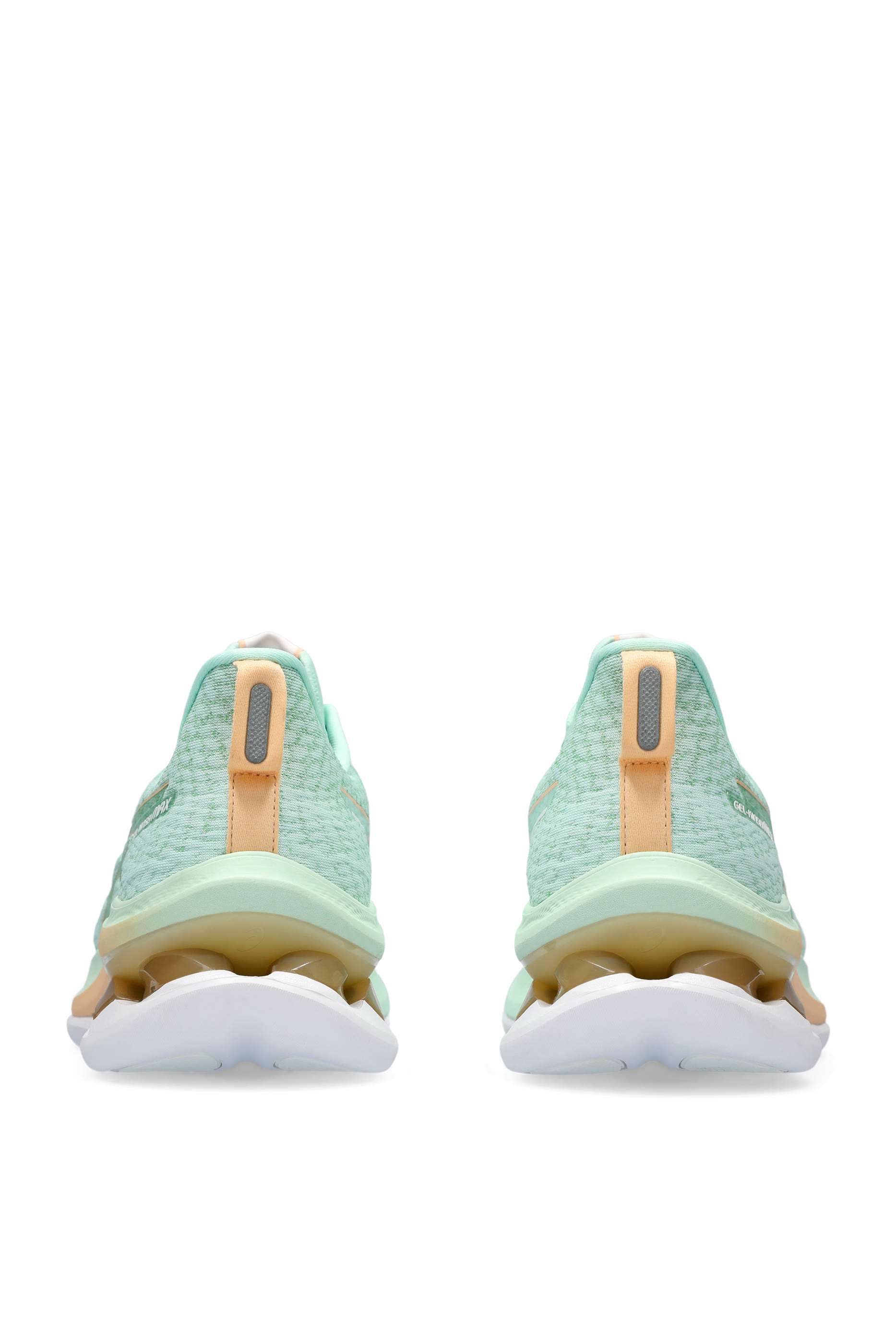 سنيكرز جل- كينزي ماكس