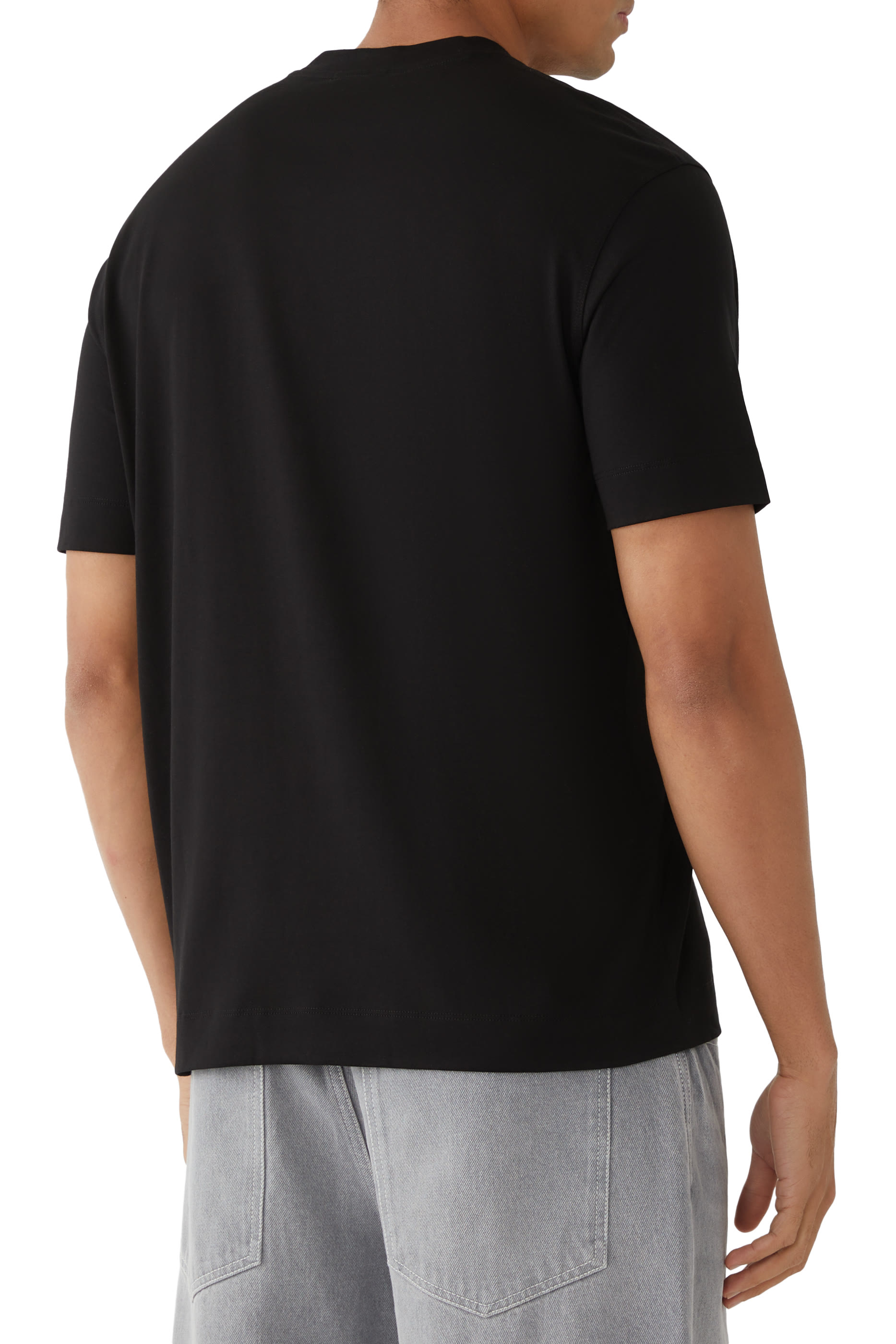 تيشيرت بشعار الماركة قطن