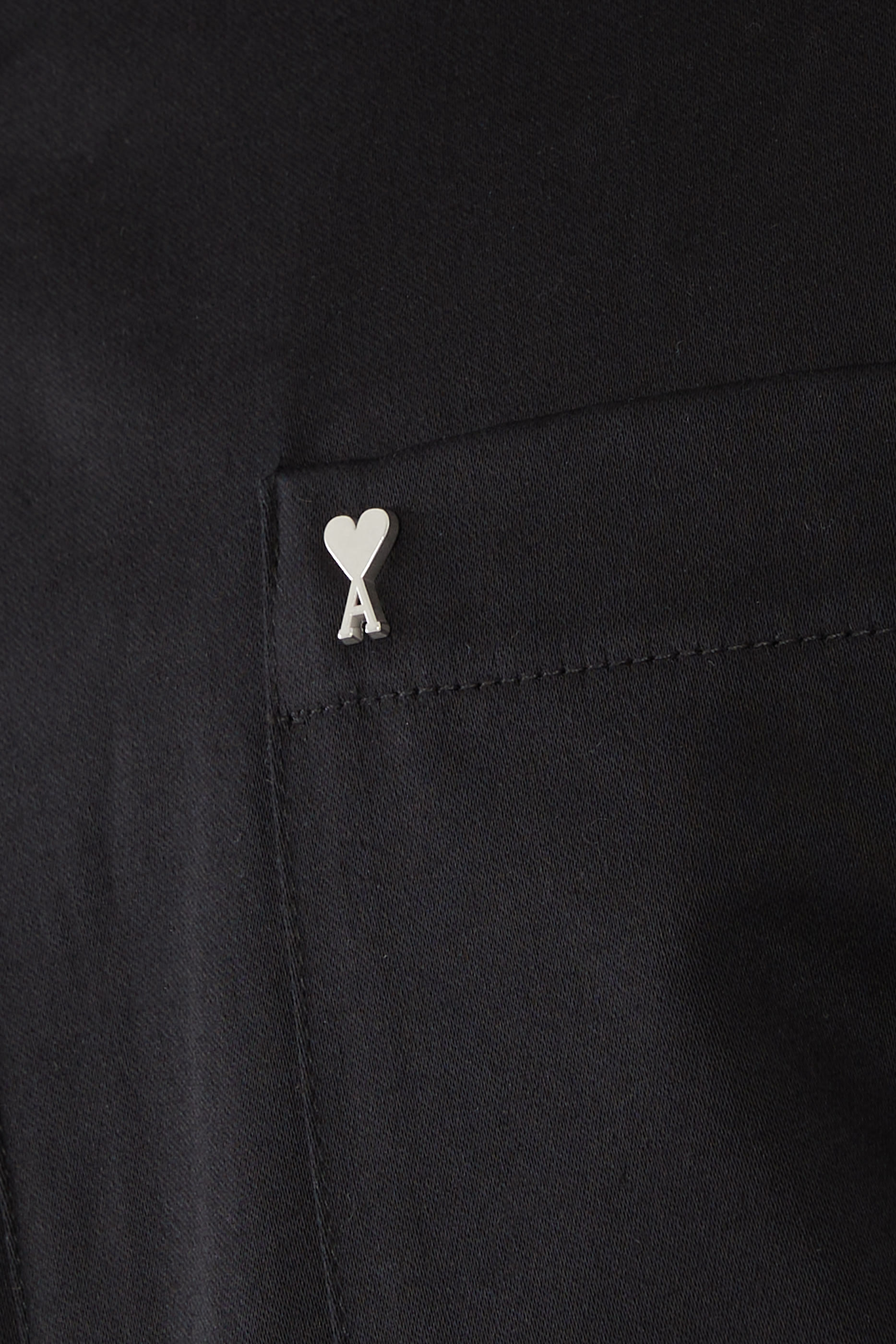 جاكيت ايه دي سي بسحاب