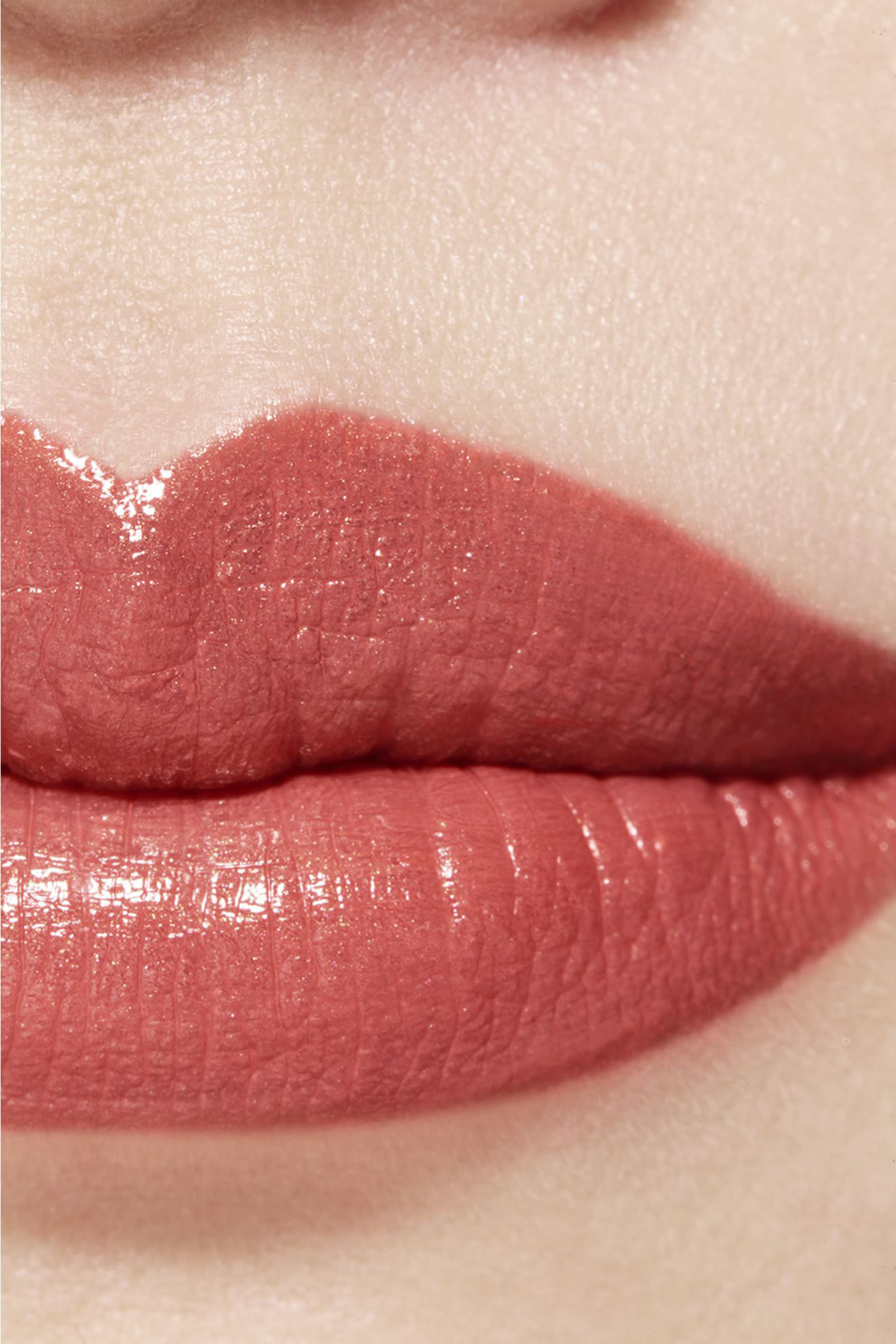 أحمر شفاه Rouge Allure L'Extrait