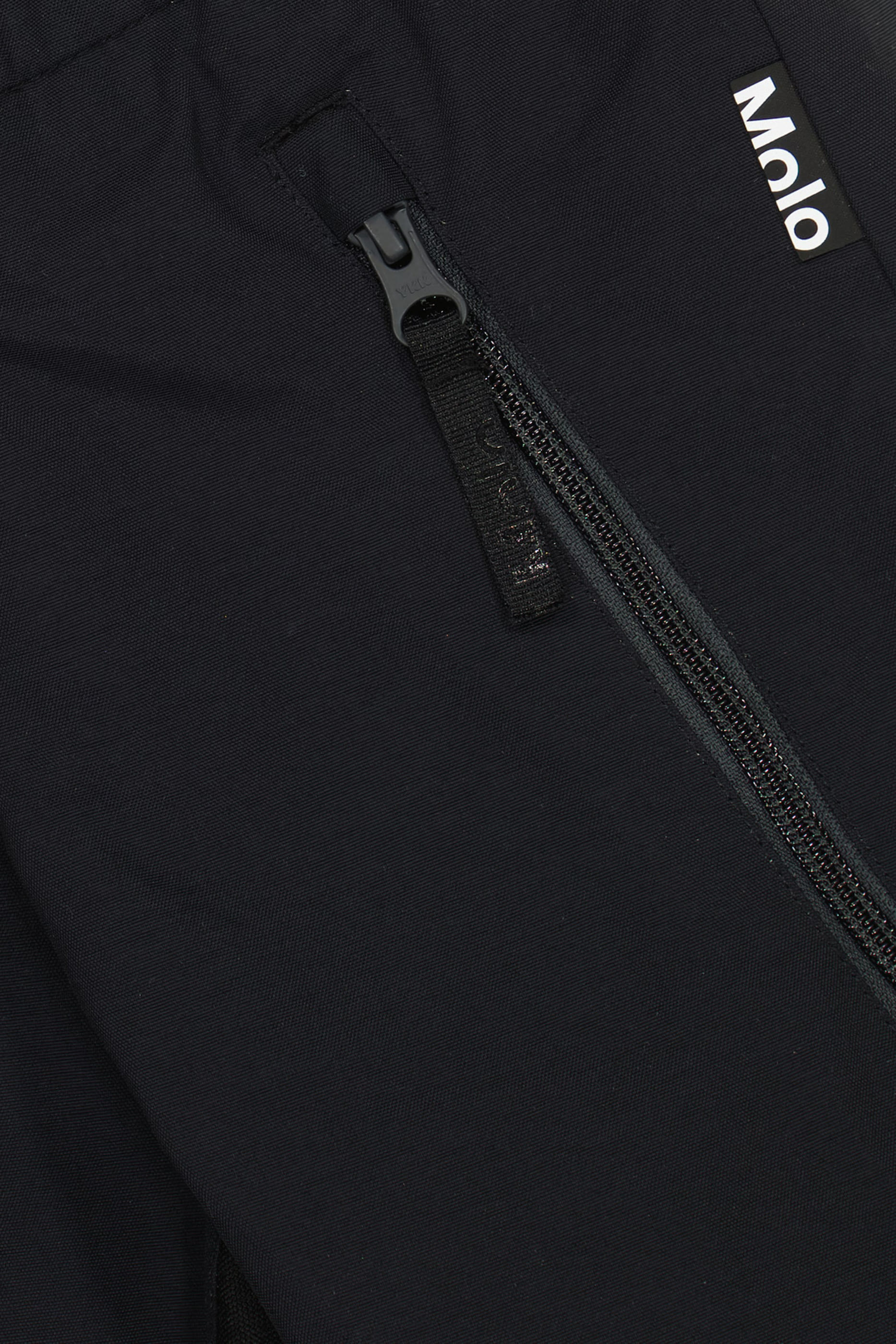 جمبسوت بشعار الماركة للأطفال