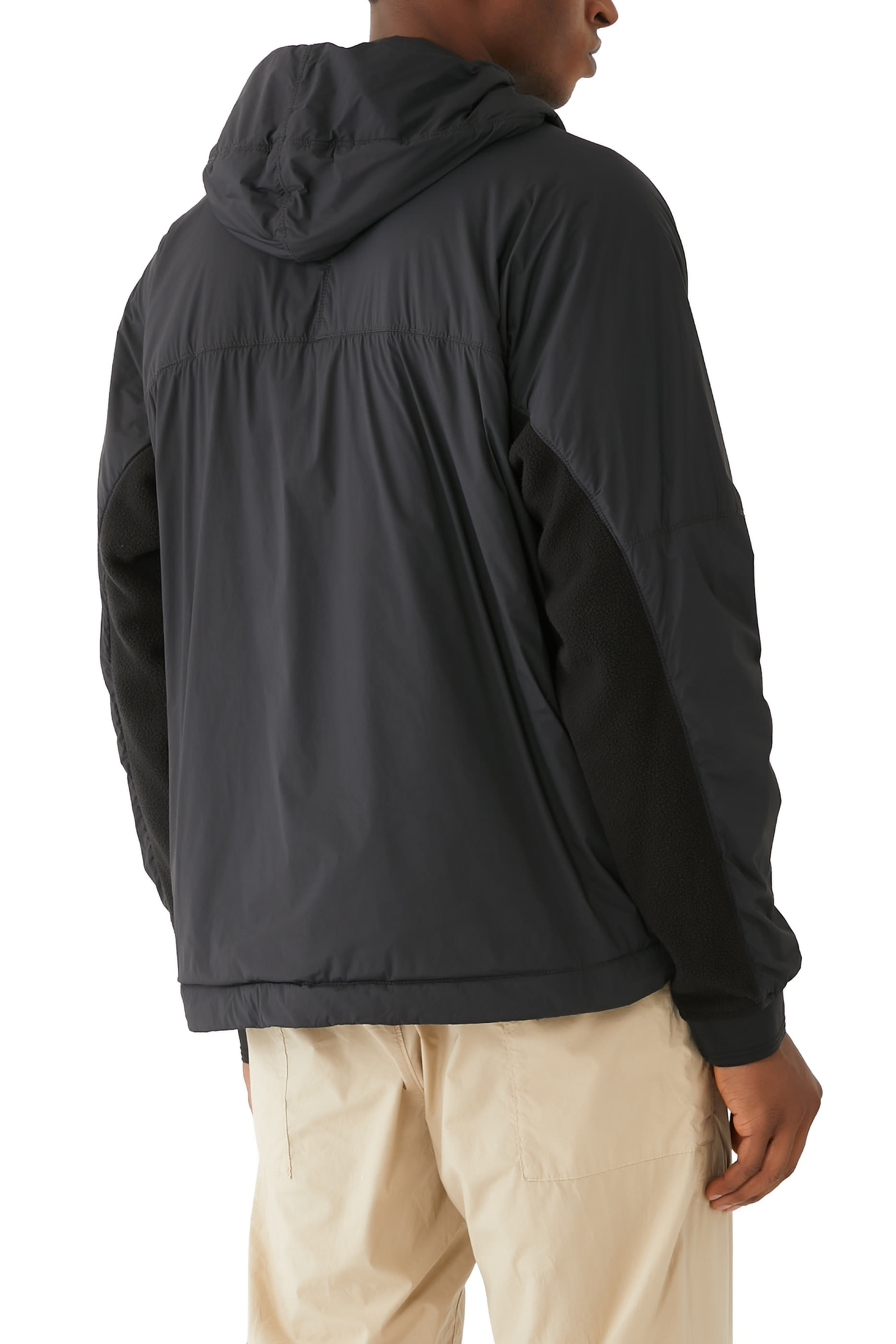 جاكيت بغطاء رأس بسحاب