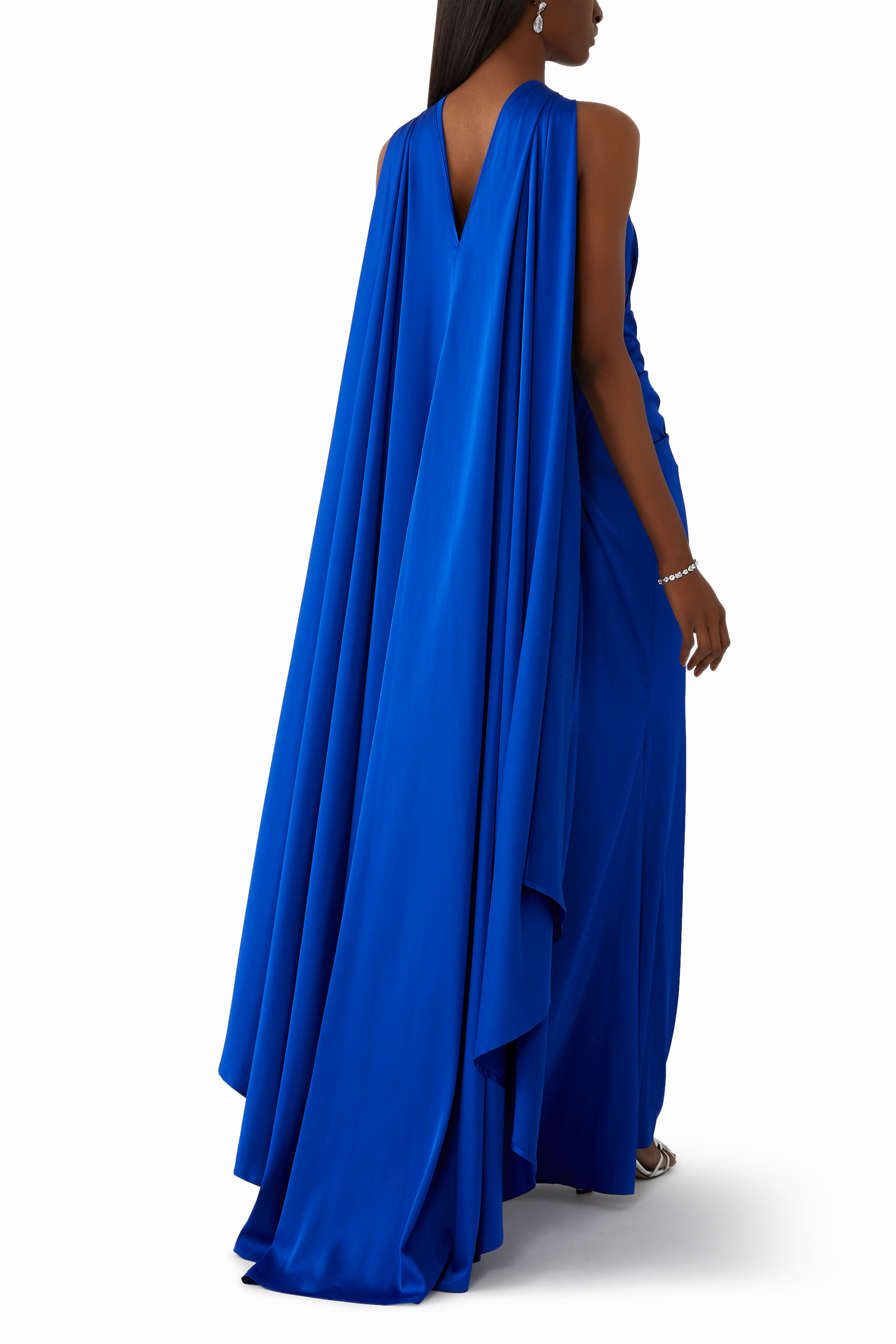 فستان سهرة بلا حمالات