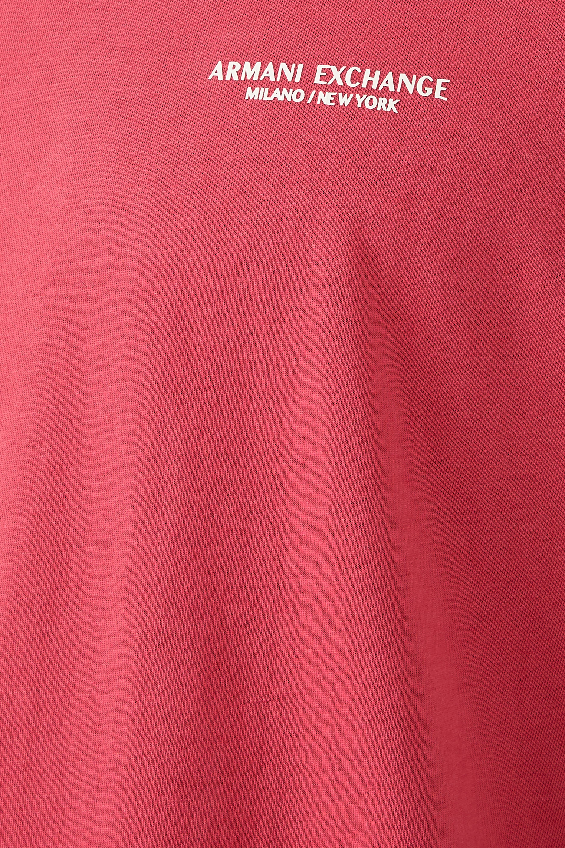 تيشيرت بشعار الماركة