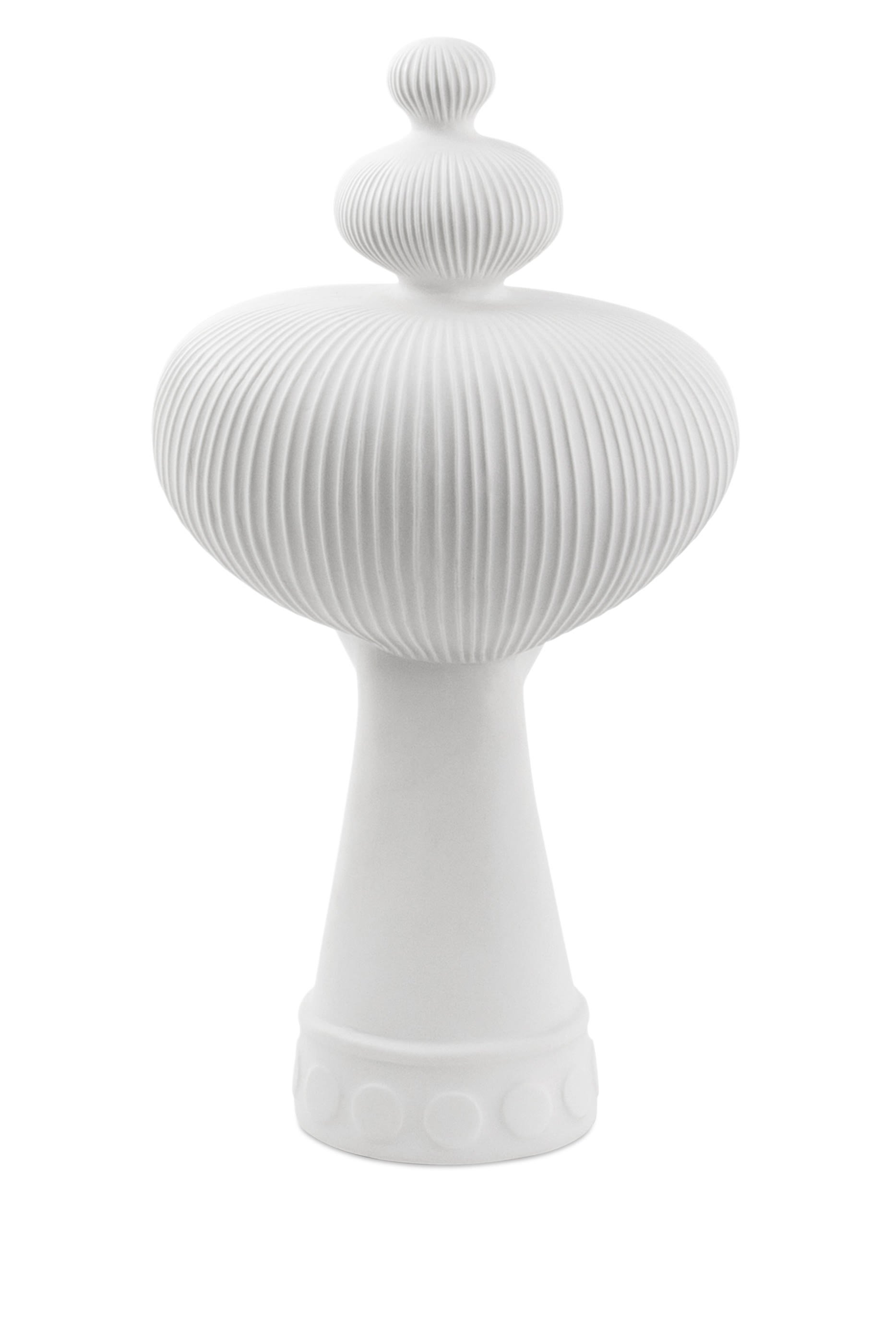 قطعة زينة لمنتصف الطاولة بتصميم غيشا