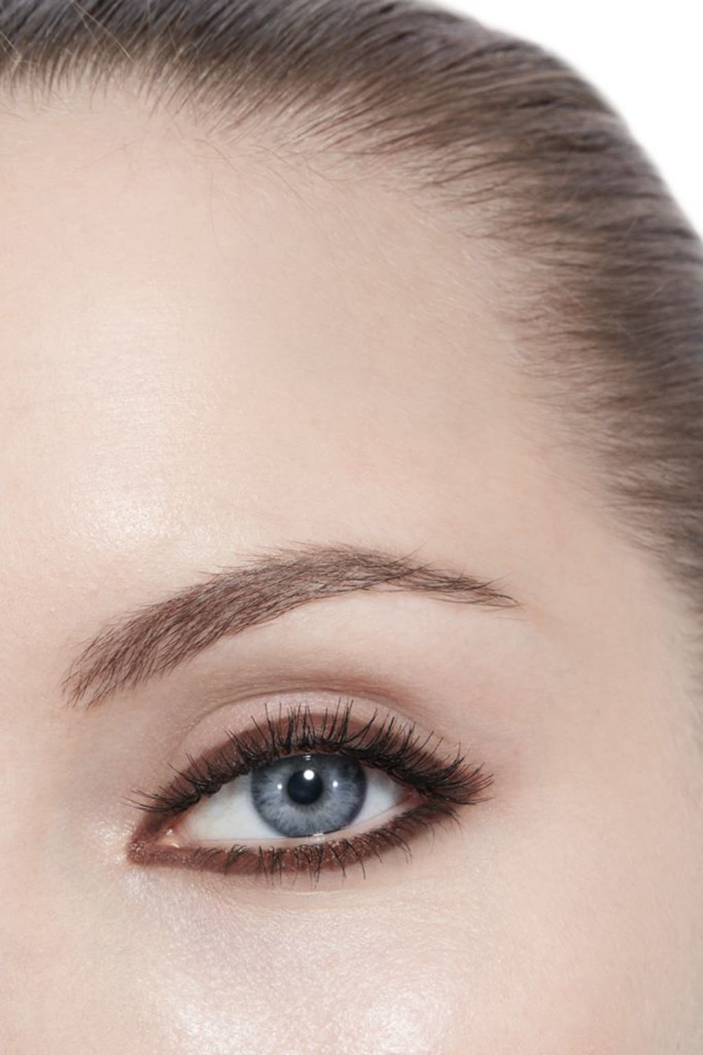 قلم ذو ثبات طويل لتحديد محيط العينين ورسمه STYLO YEUX WATERPROOF