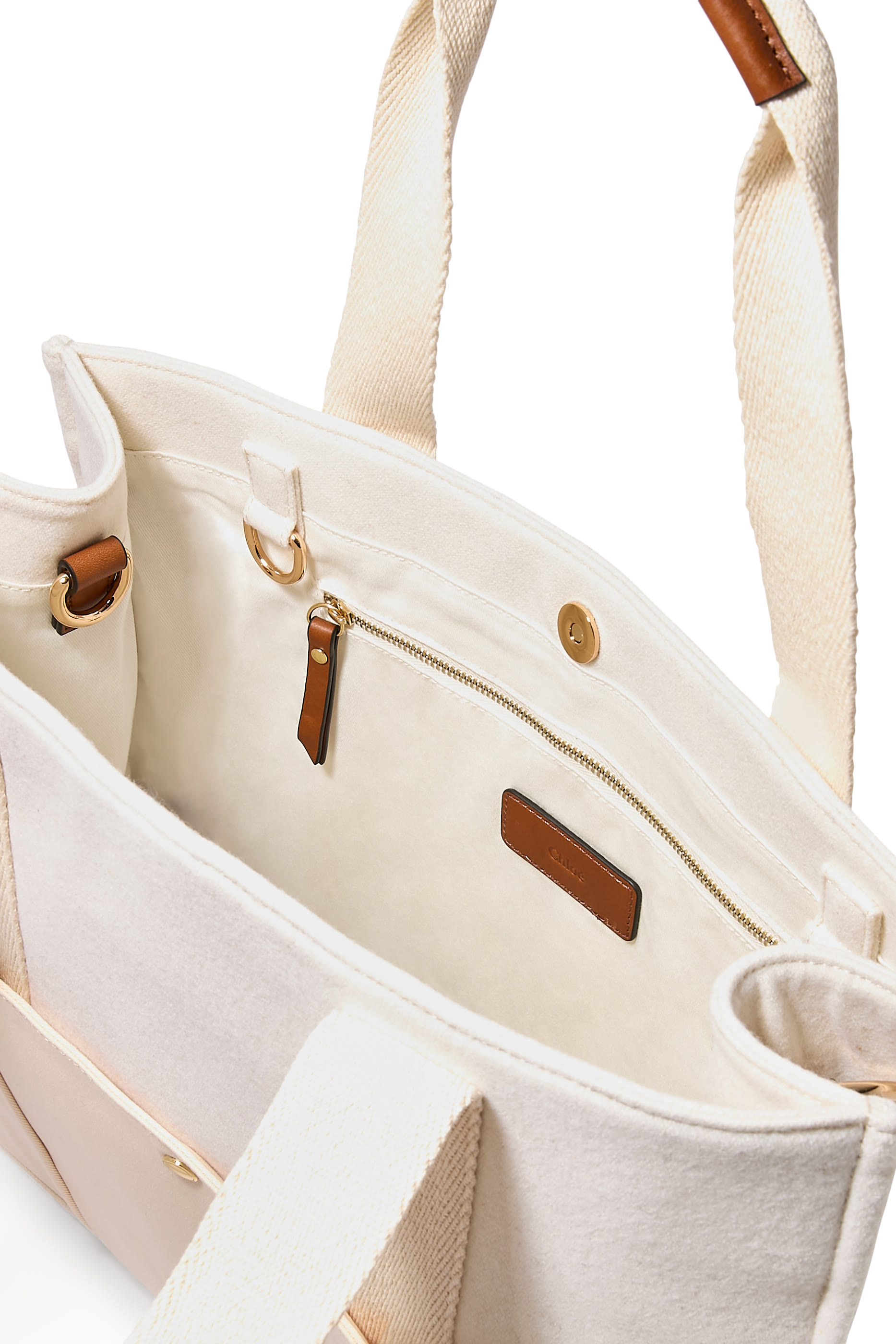 حقيبة مستلزمات أطفال مطرزة بشعار الماركة