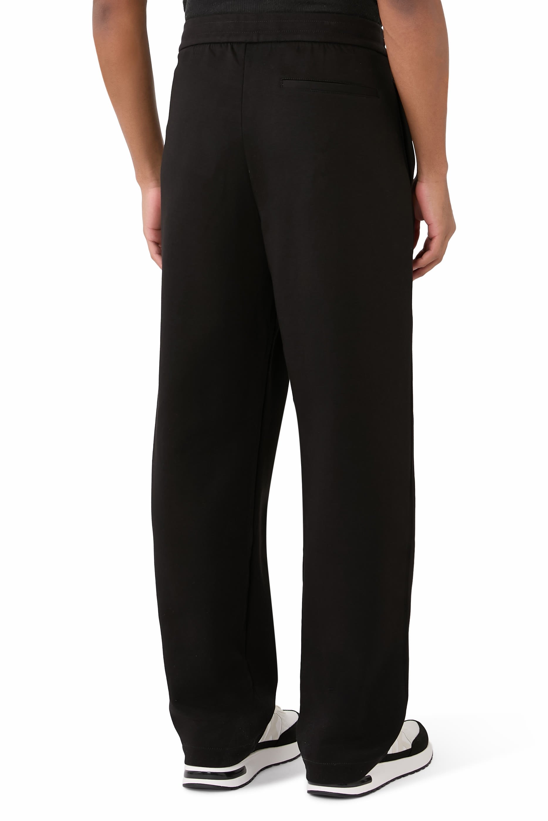 بنطال رياضي بشعار الماركة