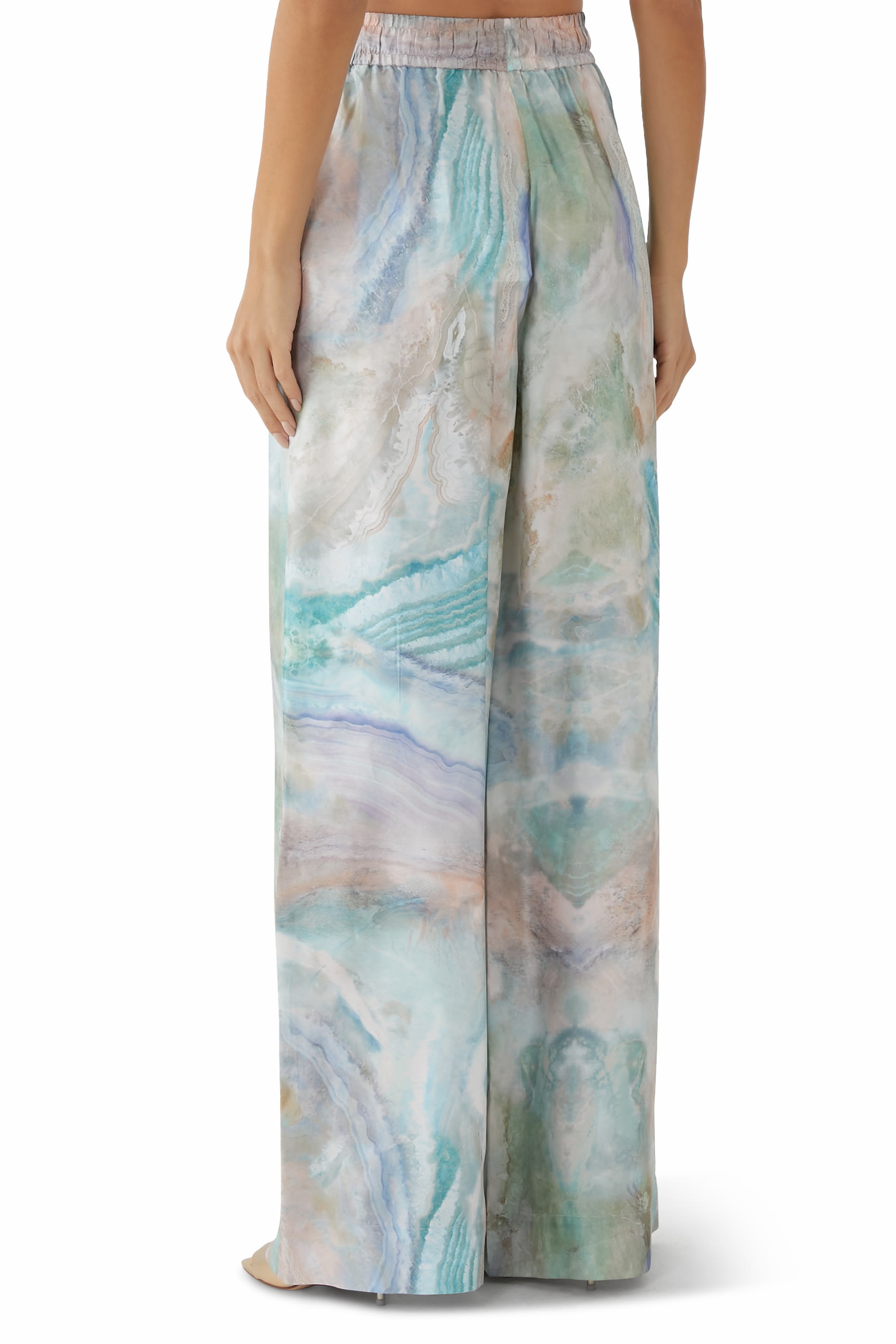 بنطال رياضي إيلومينايت