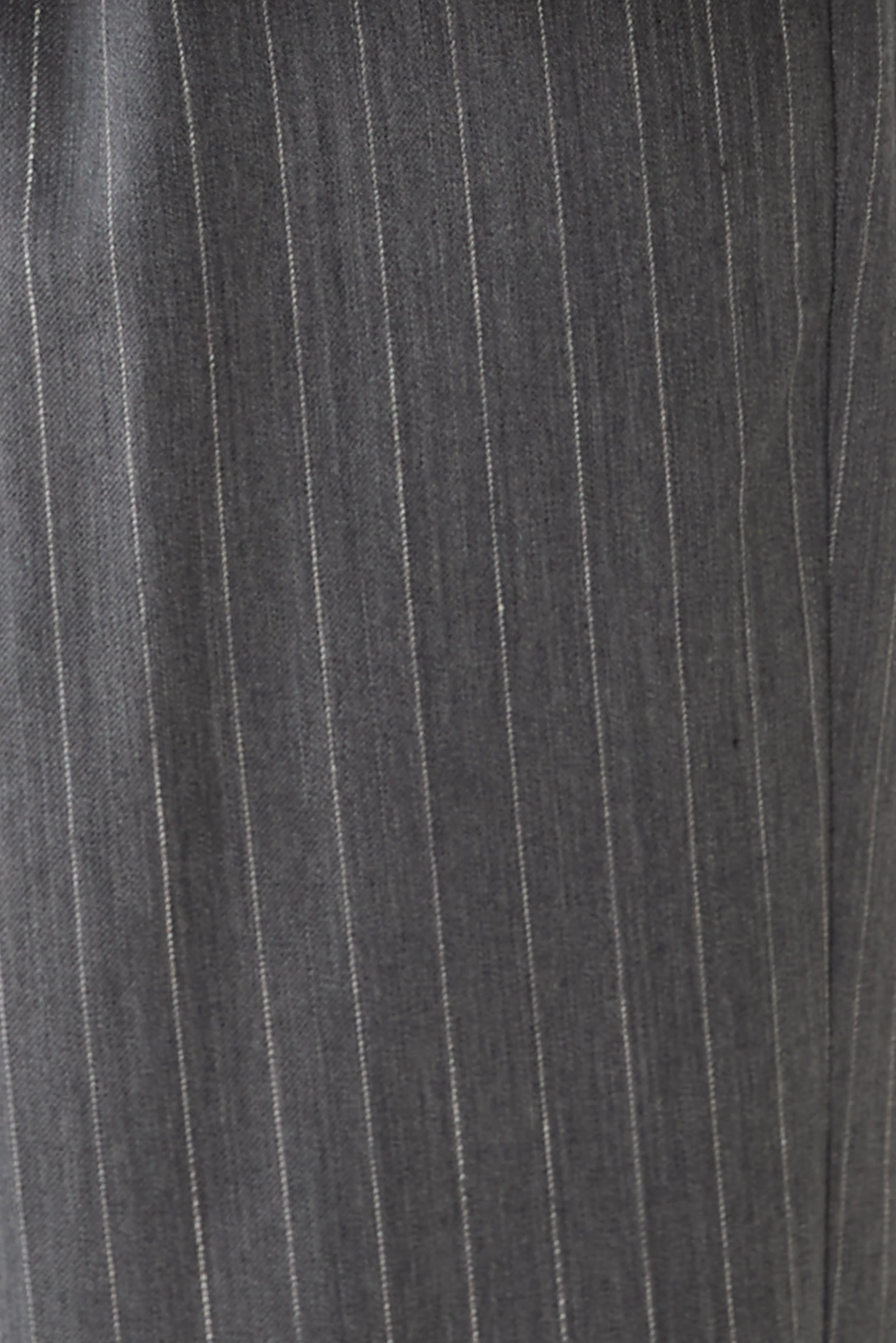 بنطال ترينت بقصة قصيرة