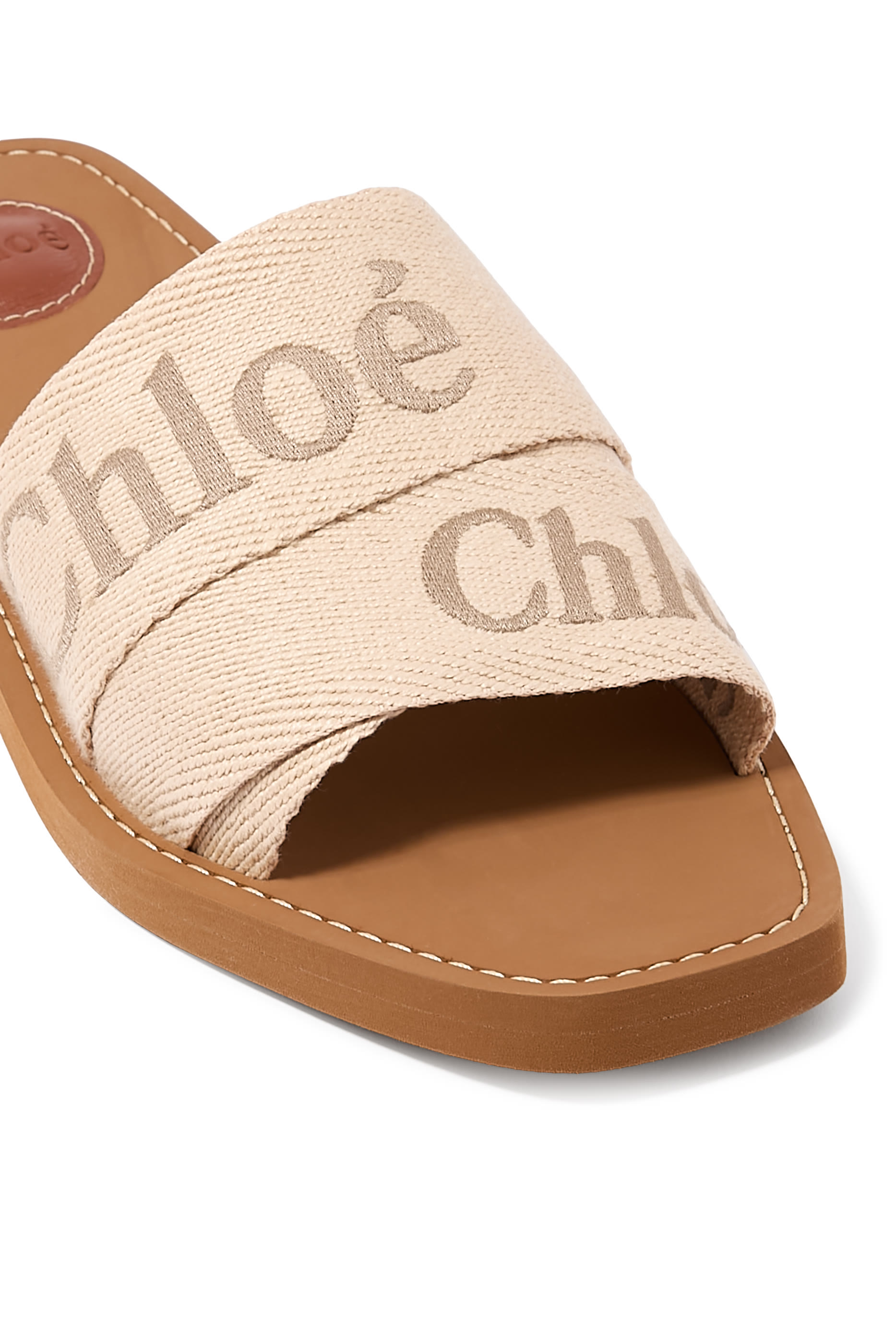 حذاء وودي مفتوح من الخلف