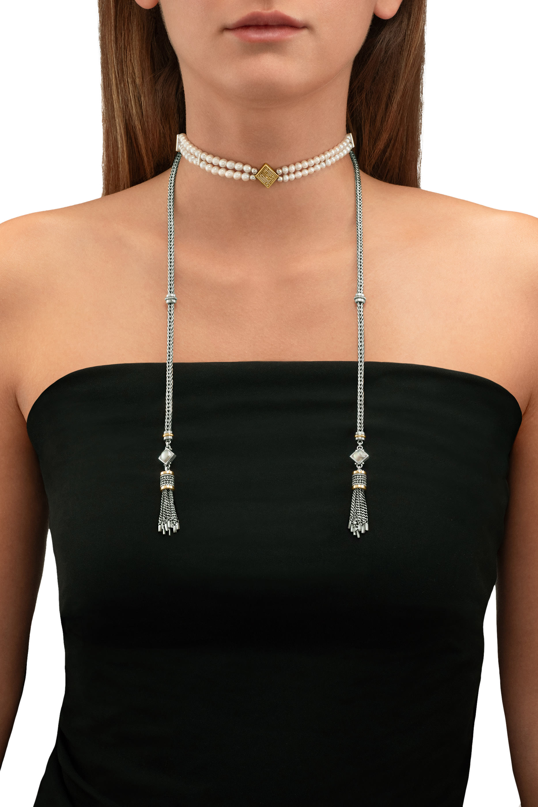 قلادة بتصميم ملفوف محفور بخط كوفي ذهب أصفر عيار 18 وفضة استرلينية ولؤلؤ