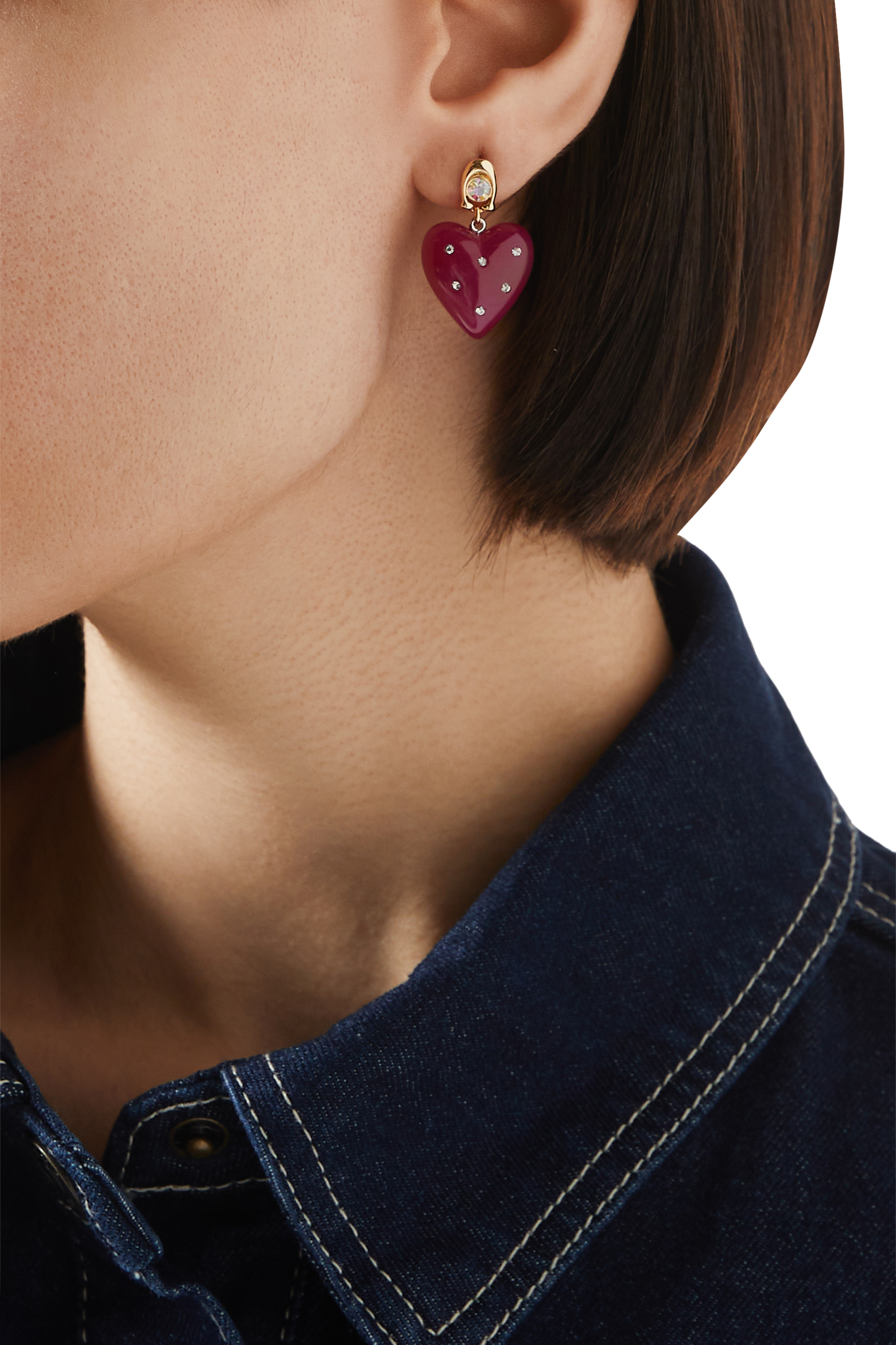 أقراط متدلية فينتج بتصميم قلب منفوخ وشعار الماركة