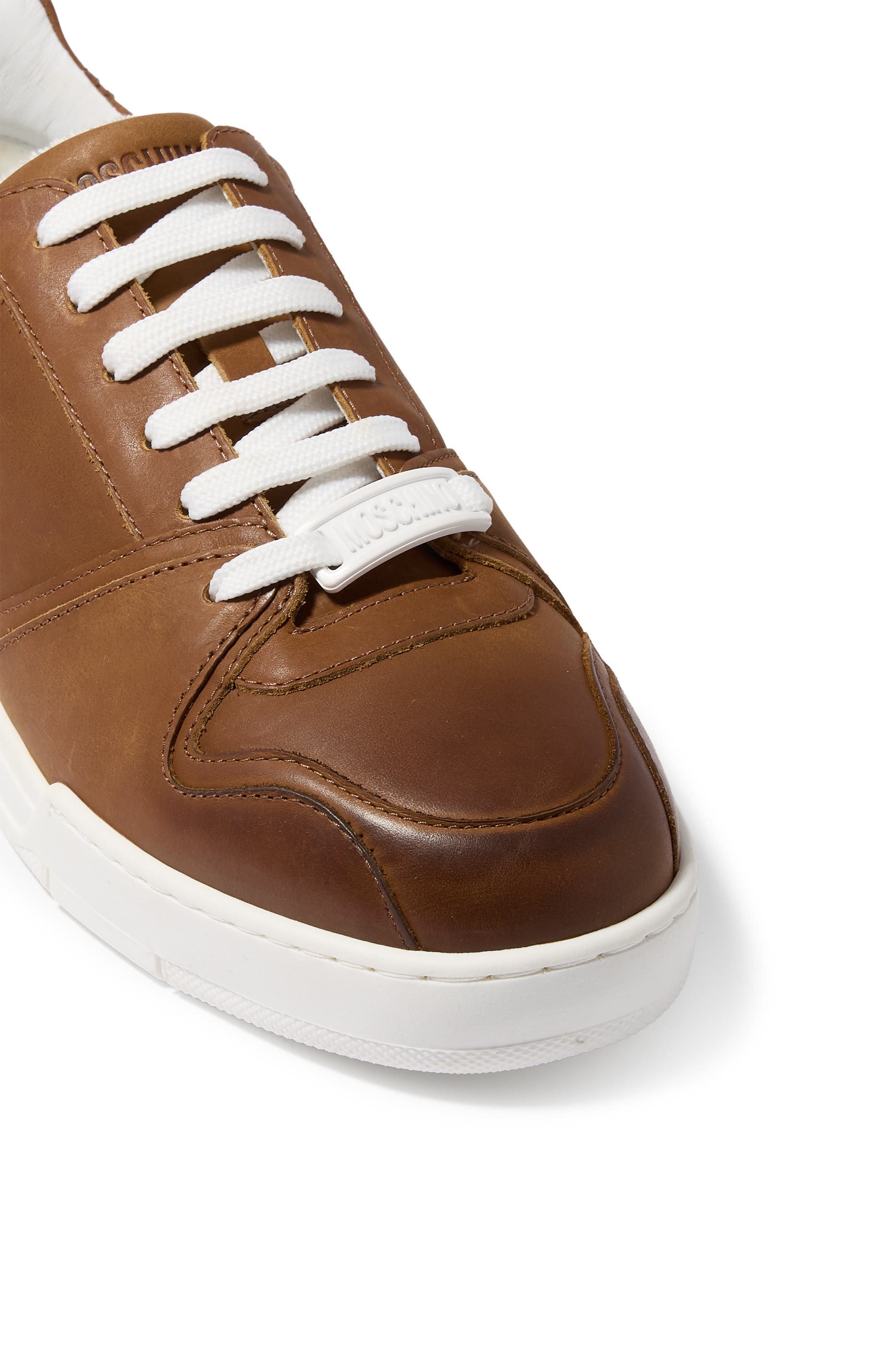 سنيكرز ستريتبول