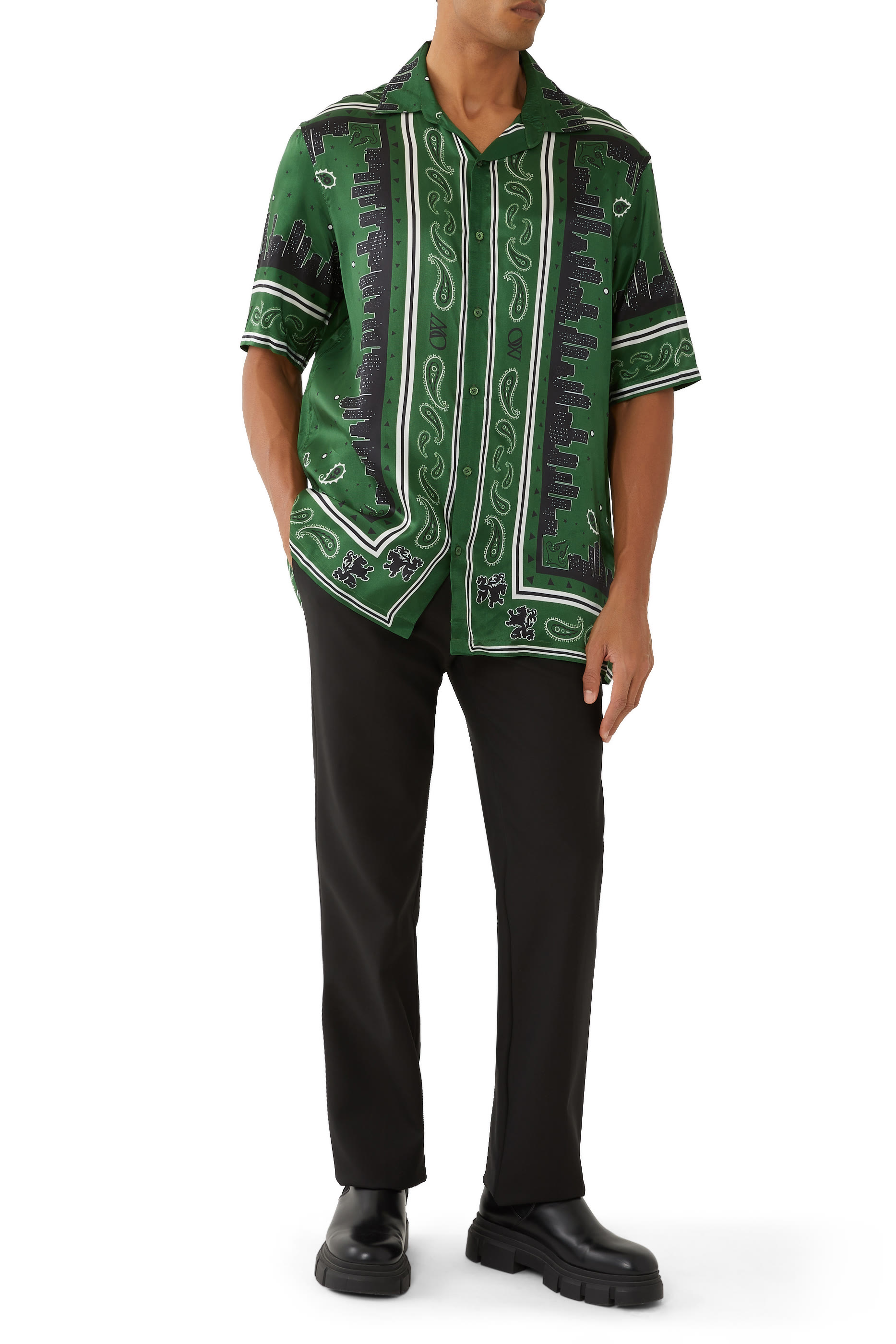 قميص بولينغ بطبعات باندانا