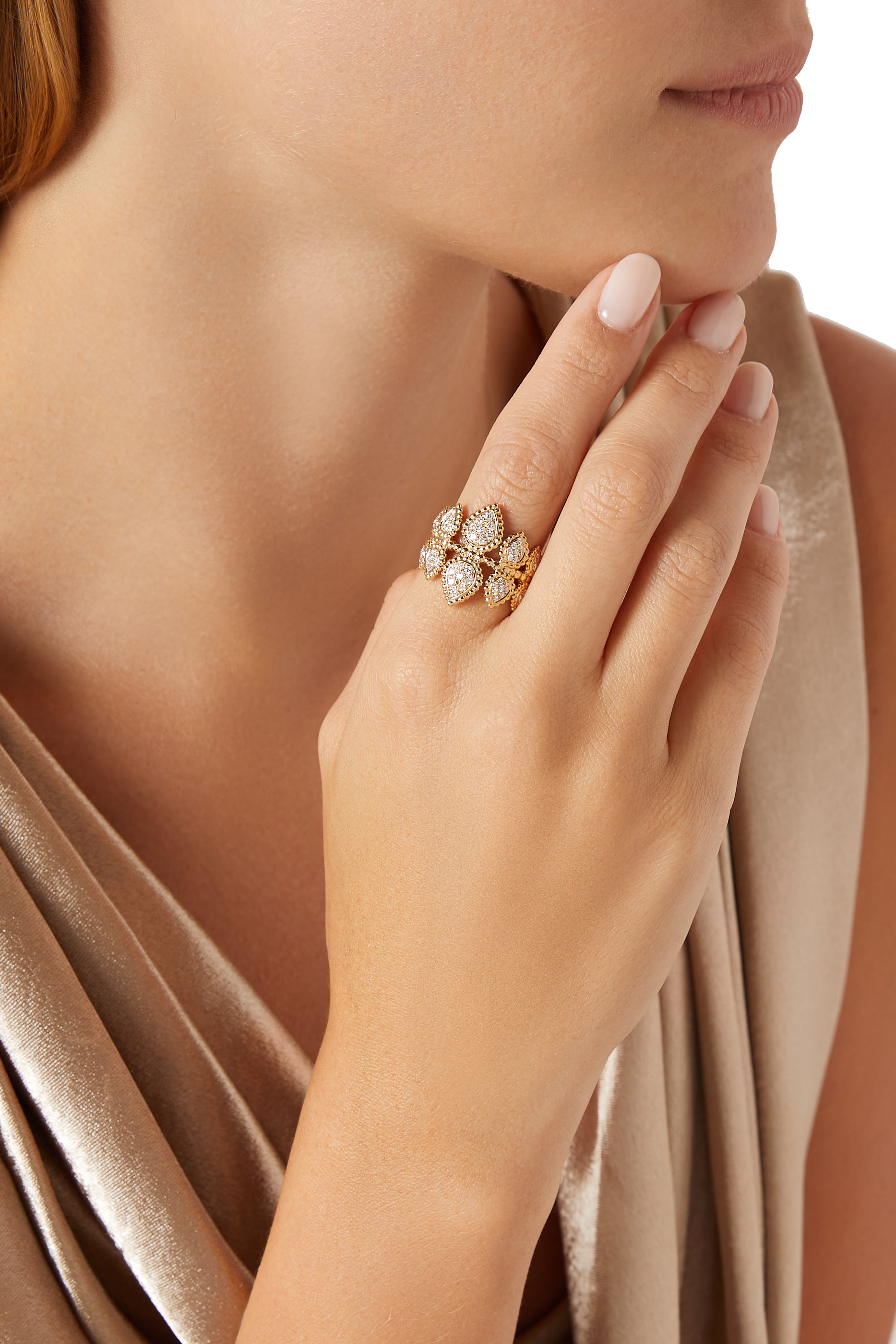 خاتم سيربينت بوهيم بحلي متعددة مرصع بالماس، ذهب أصفر عيار 18