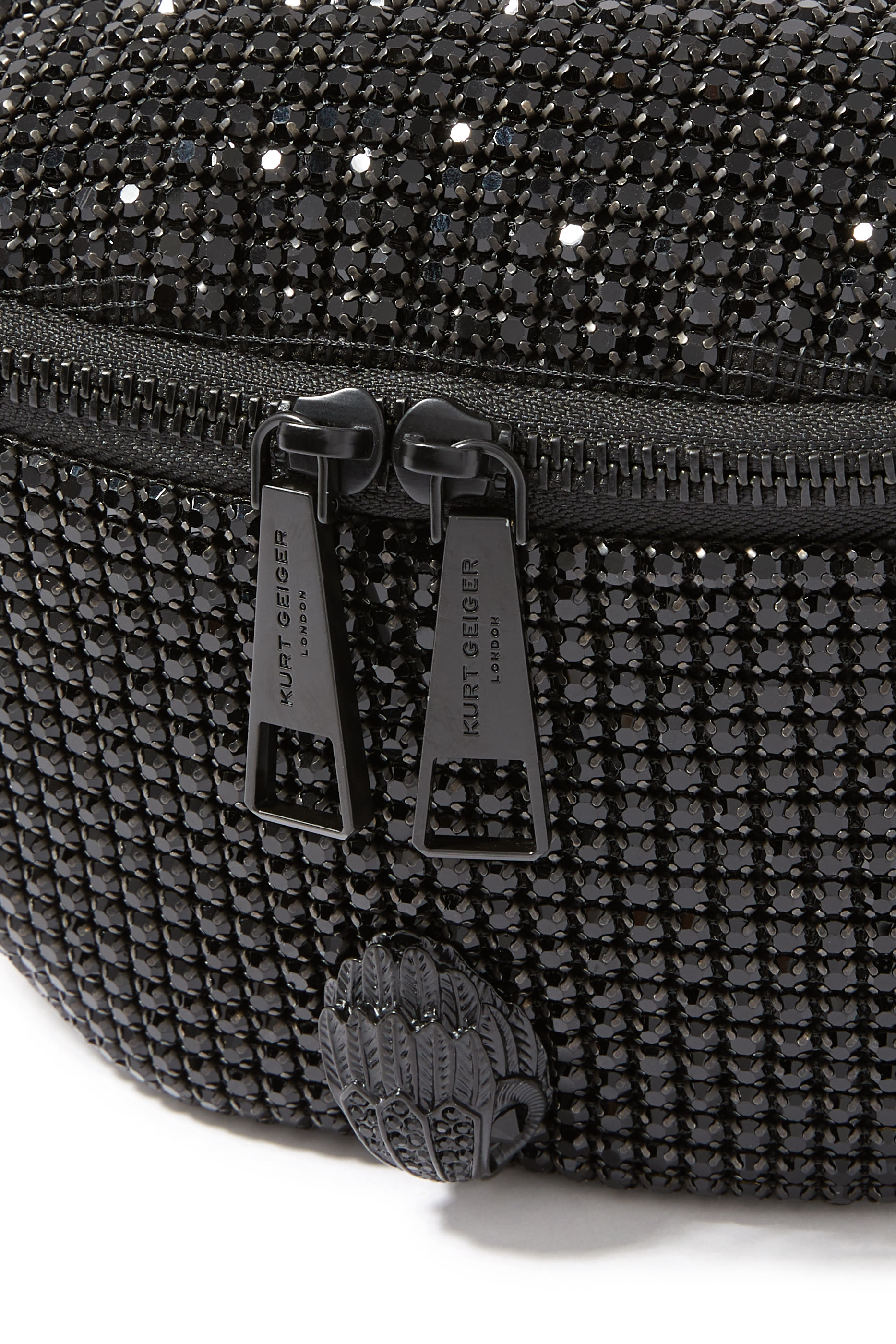 حقيبة خصر بارتي صغيرة