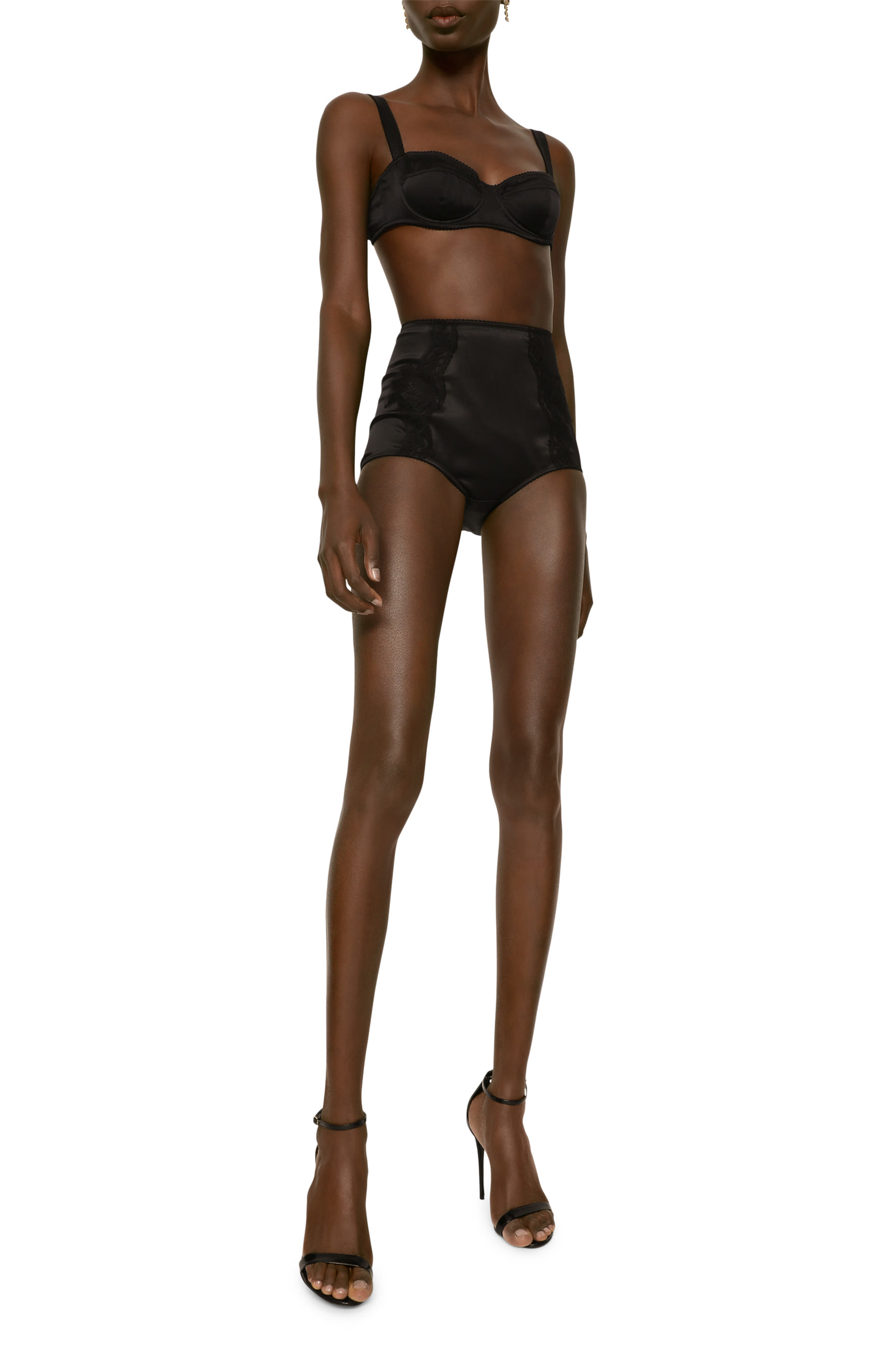 سروال داخلي ستان بخصر مرتفع بتفاصيل دانتيل