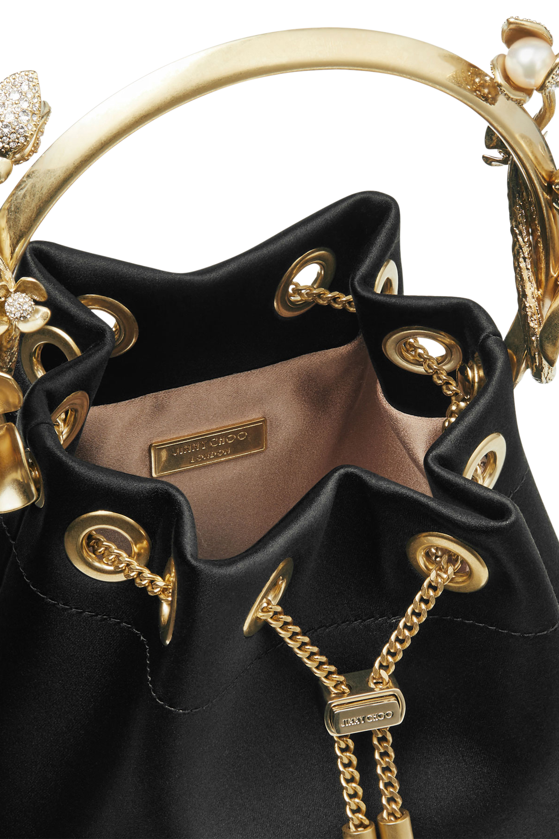 حقيبة بون بون بيد مزينة بزهور