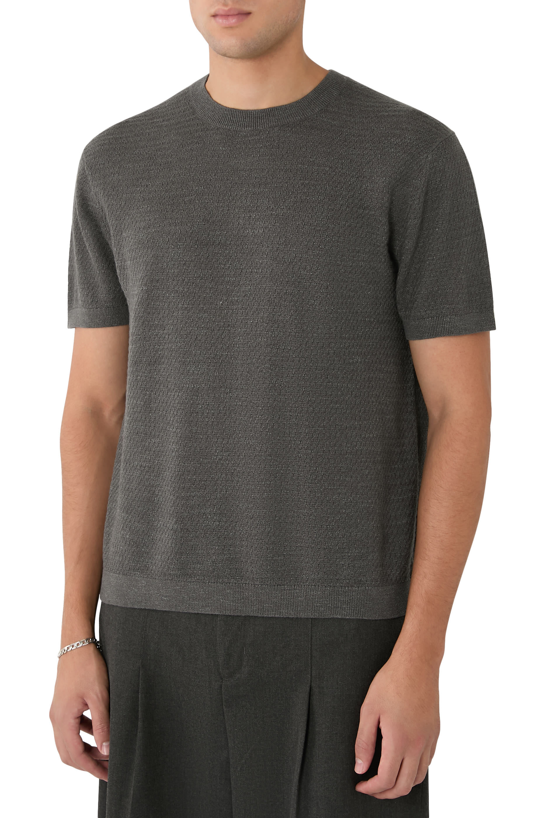 تيشيرت كولبن