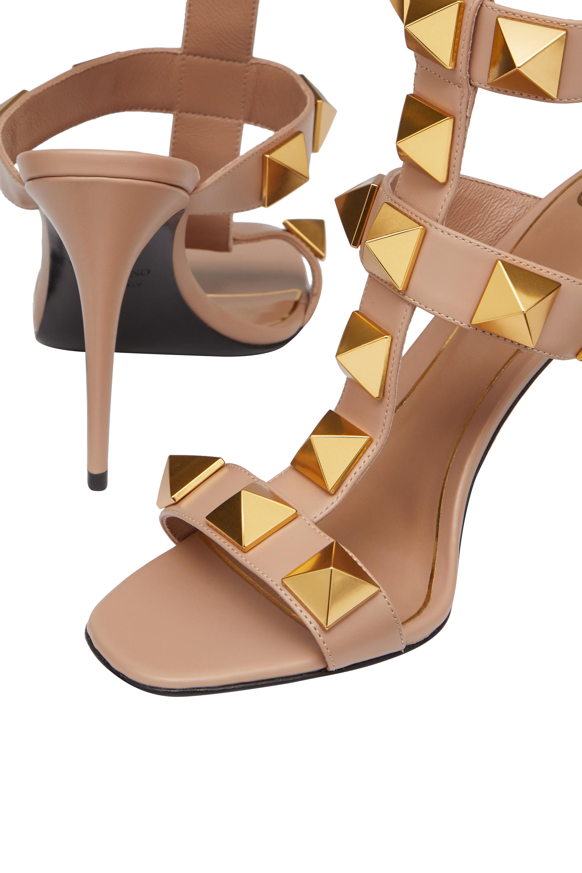 صندل رومان بحلي هرمية وكعب