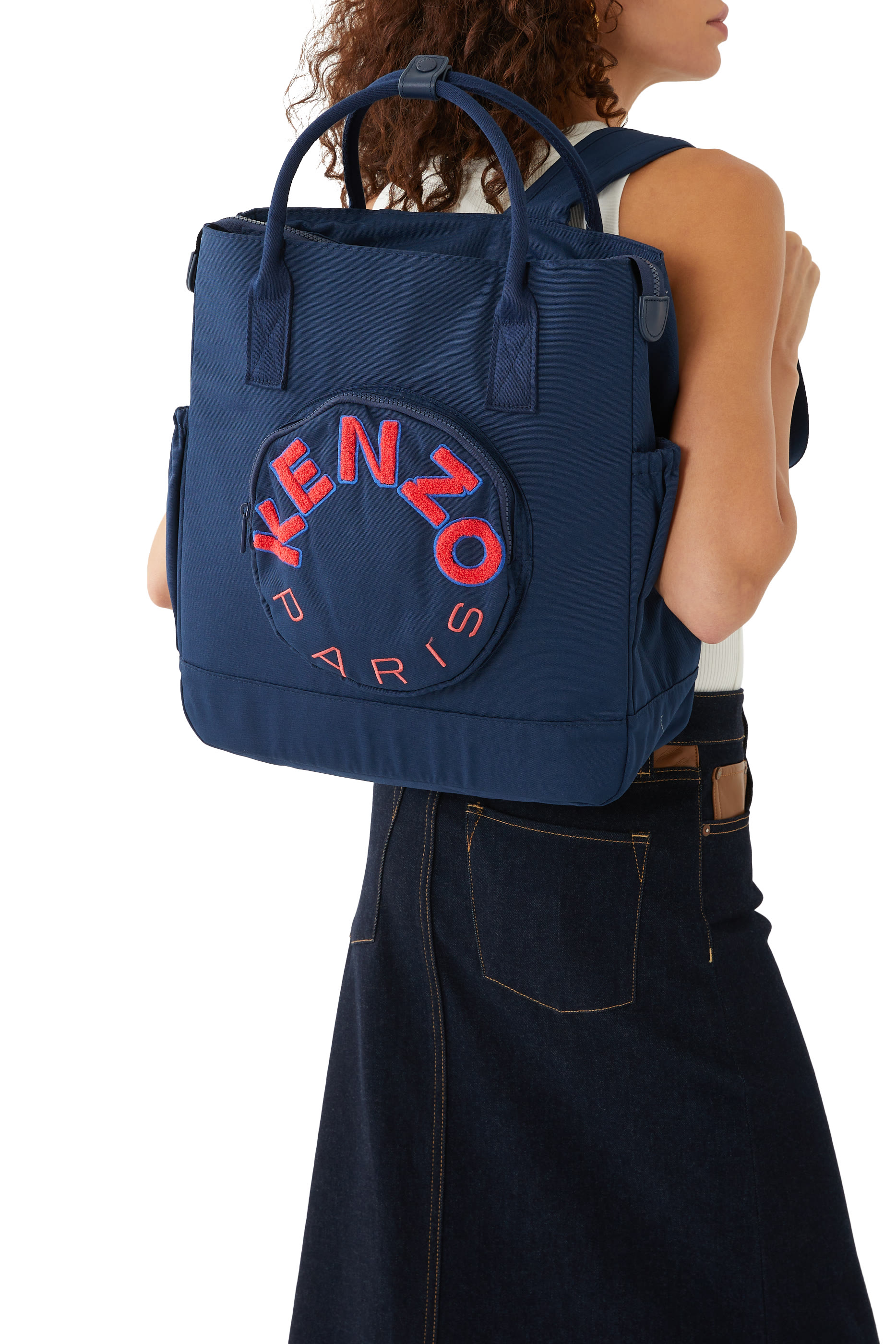 حقيبة مستلزمات بشعار الماركة للأطفال