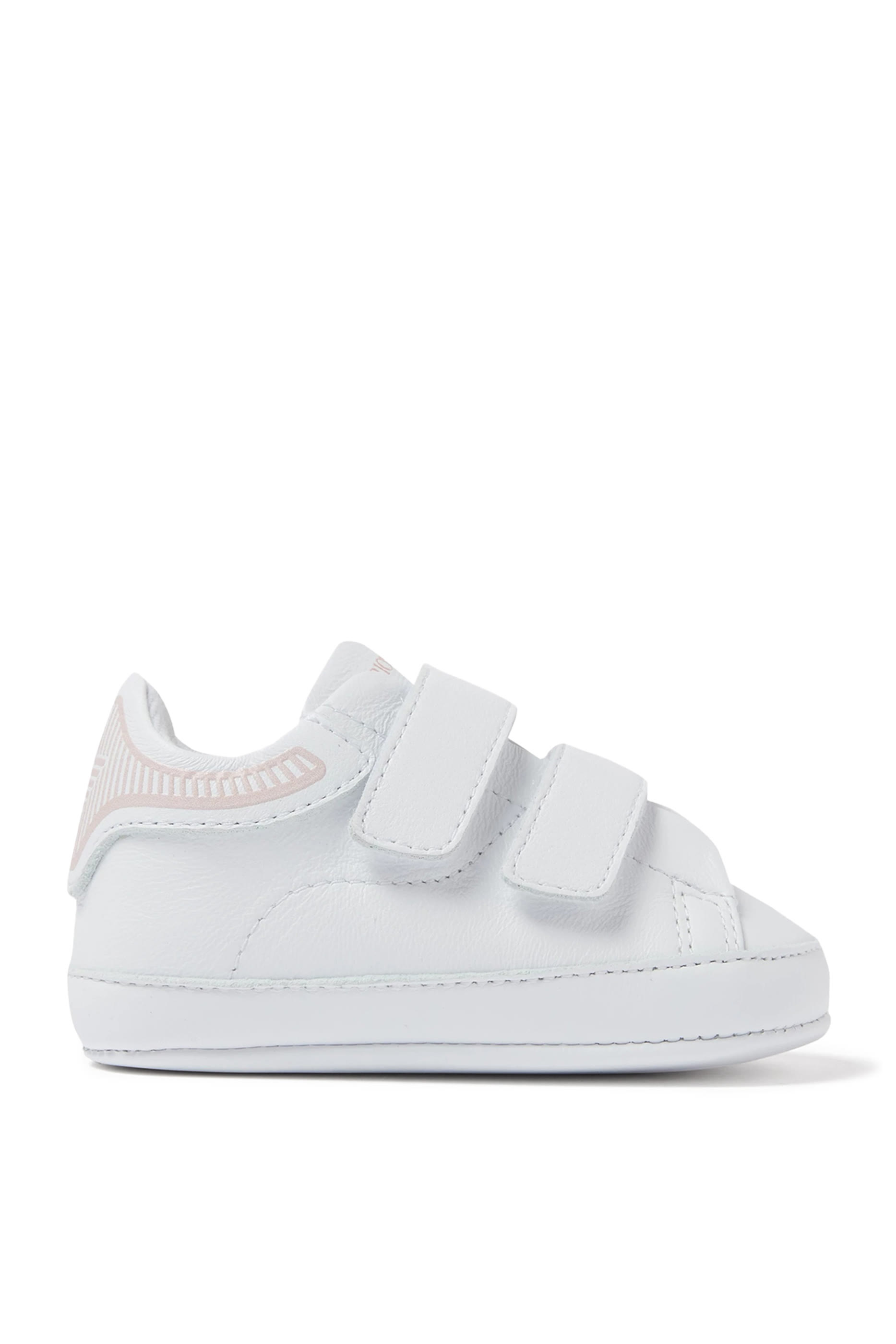 سنيكرز بشعار الماركة للأطفال