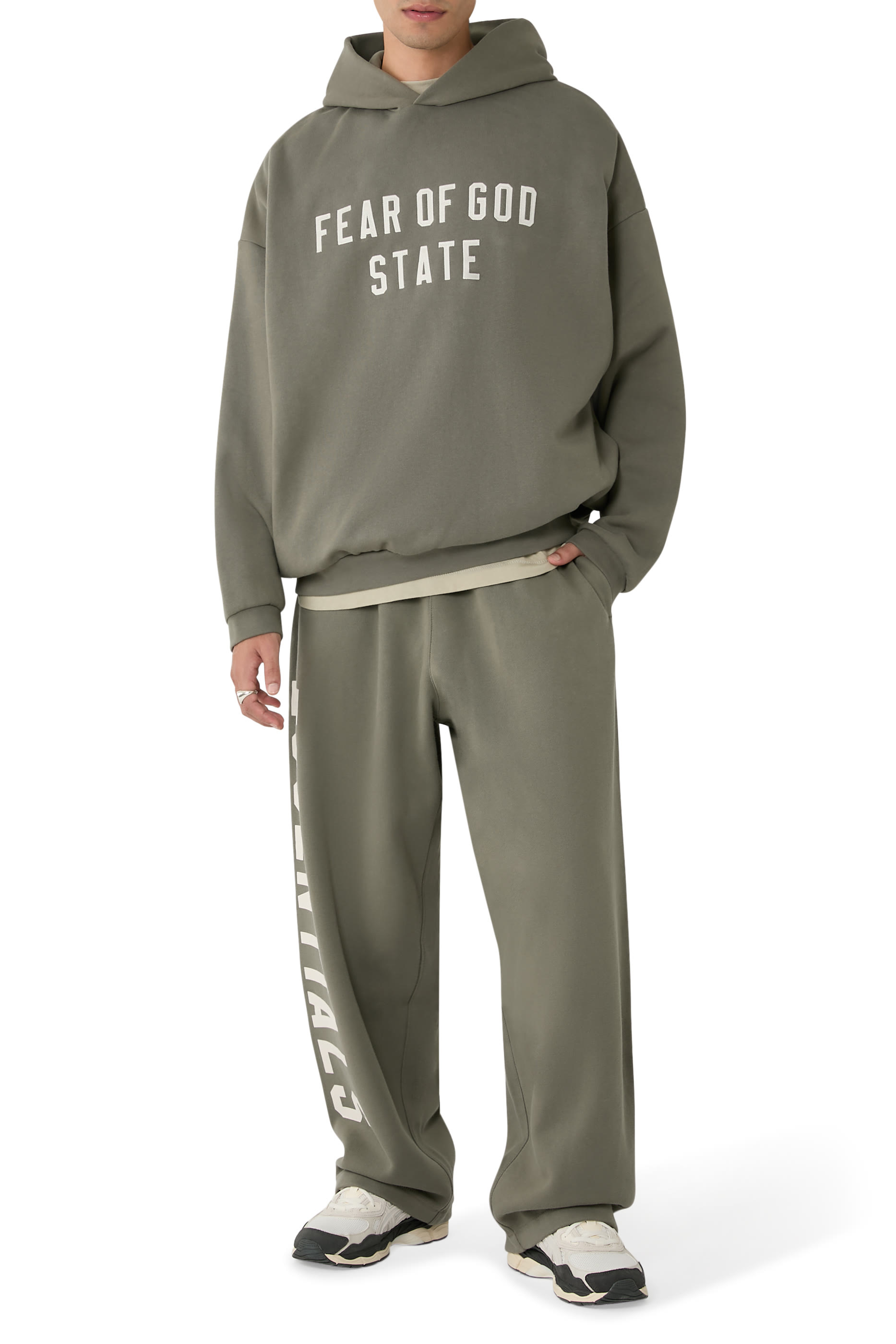 هودي بقصة مستوحاة من التسعينات صوف