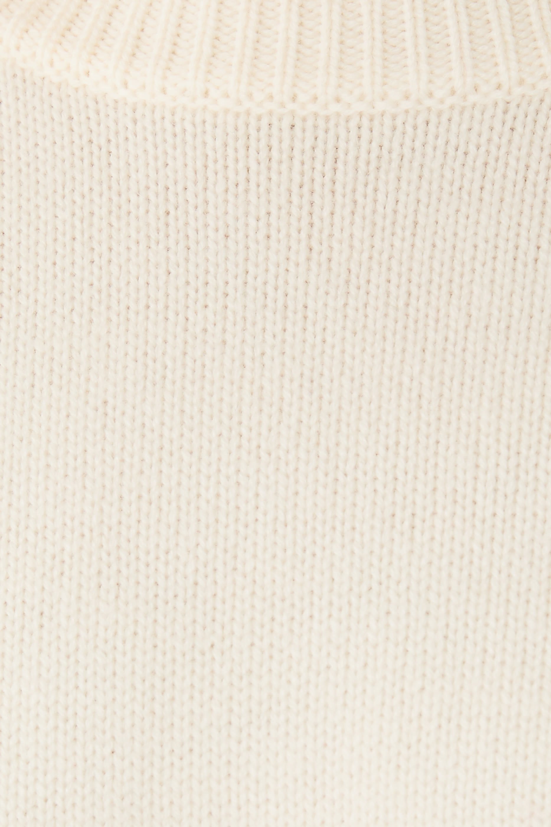 كنزة بروزي بقصة مربعة كشمير