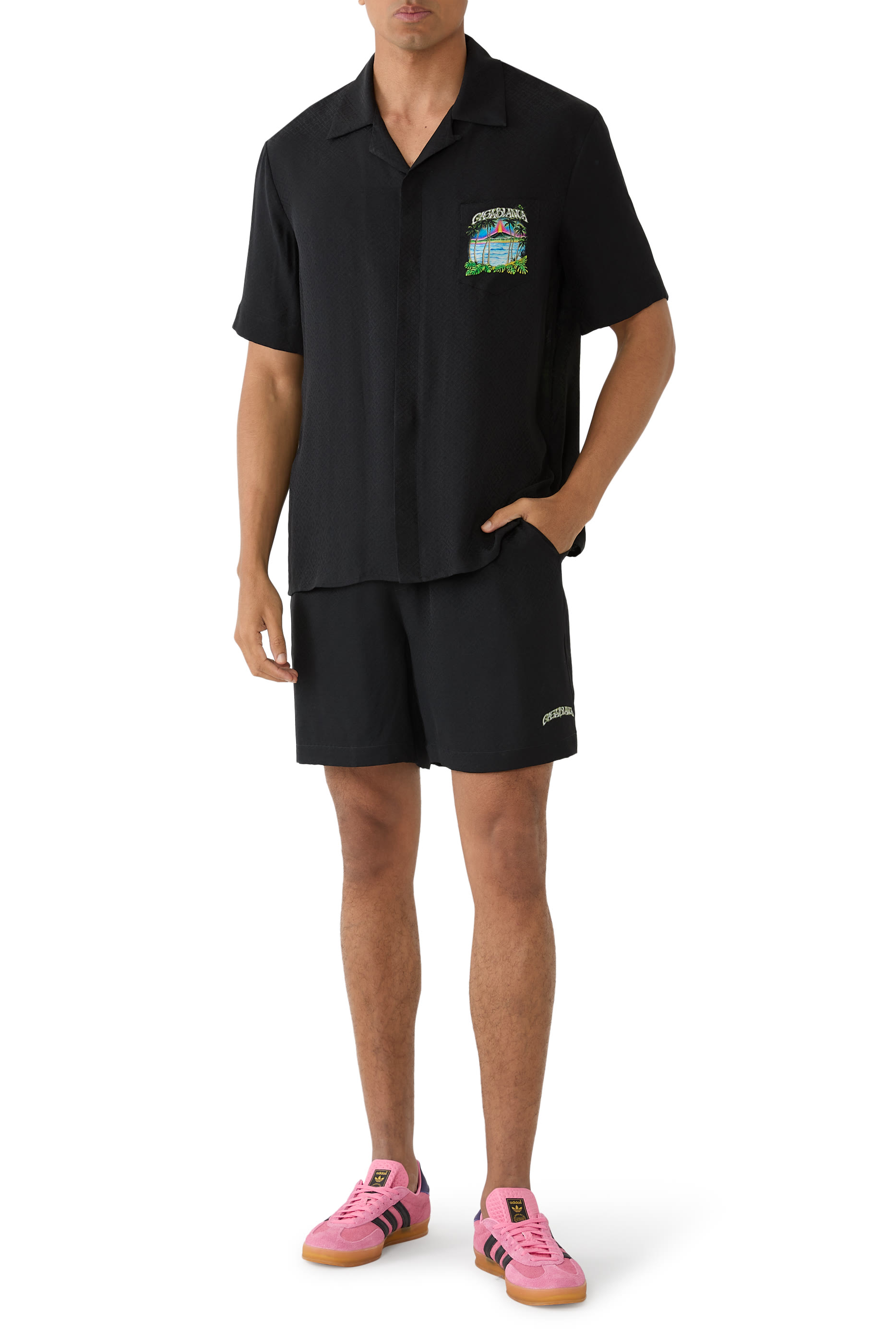 قميص بنقشة بركان غرافيكية