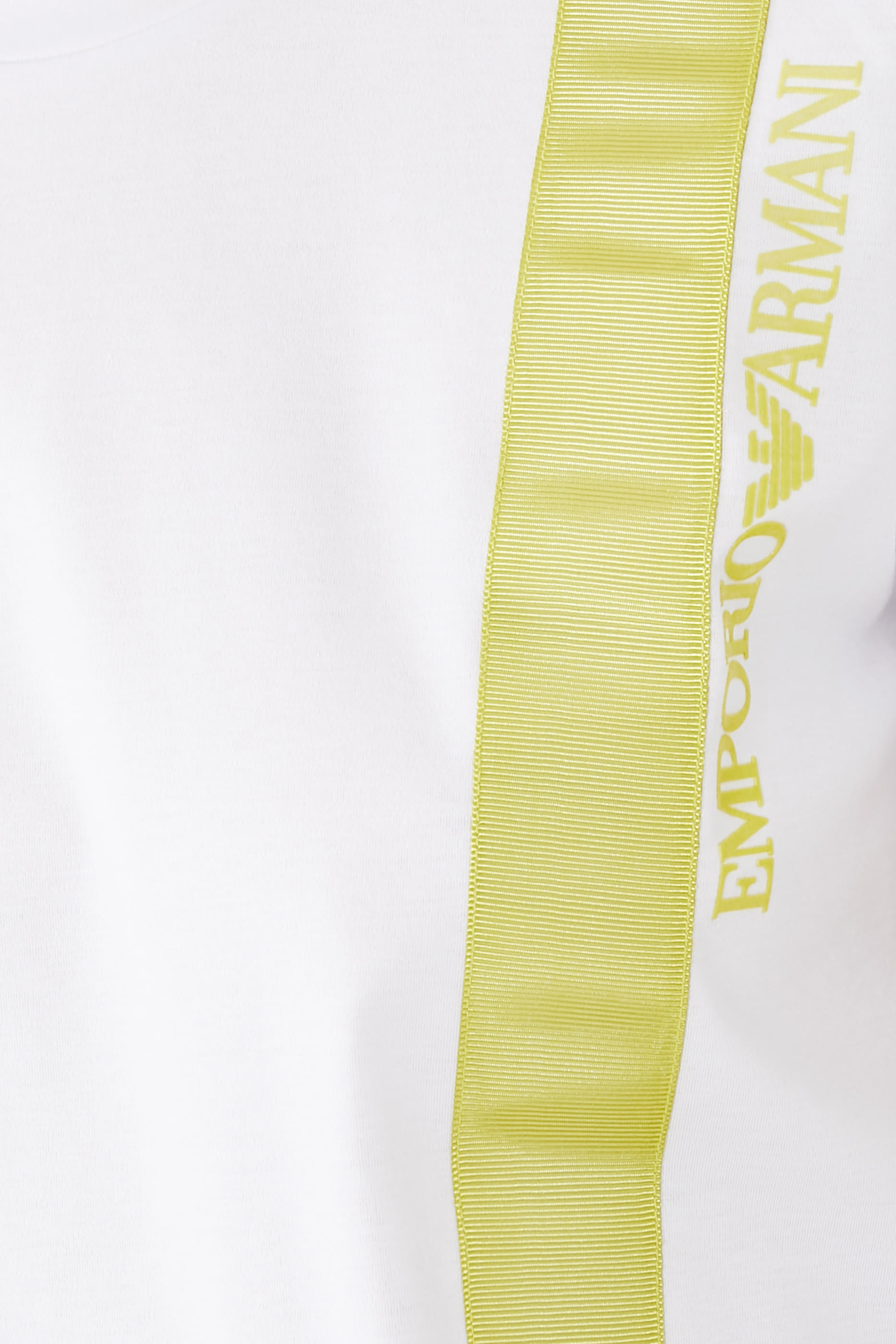 تيشيرت قصير بشعار الماركة نسيج مضلع