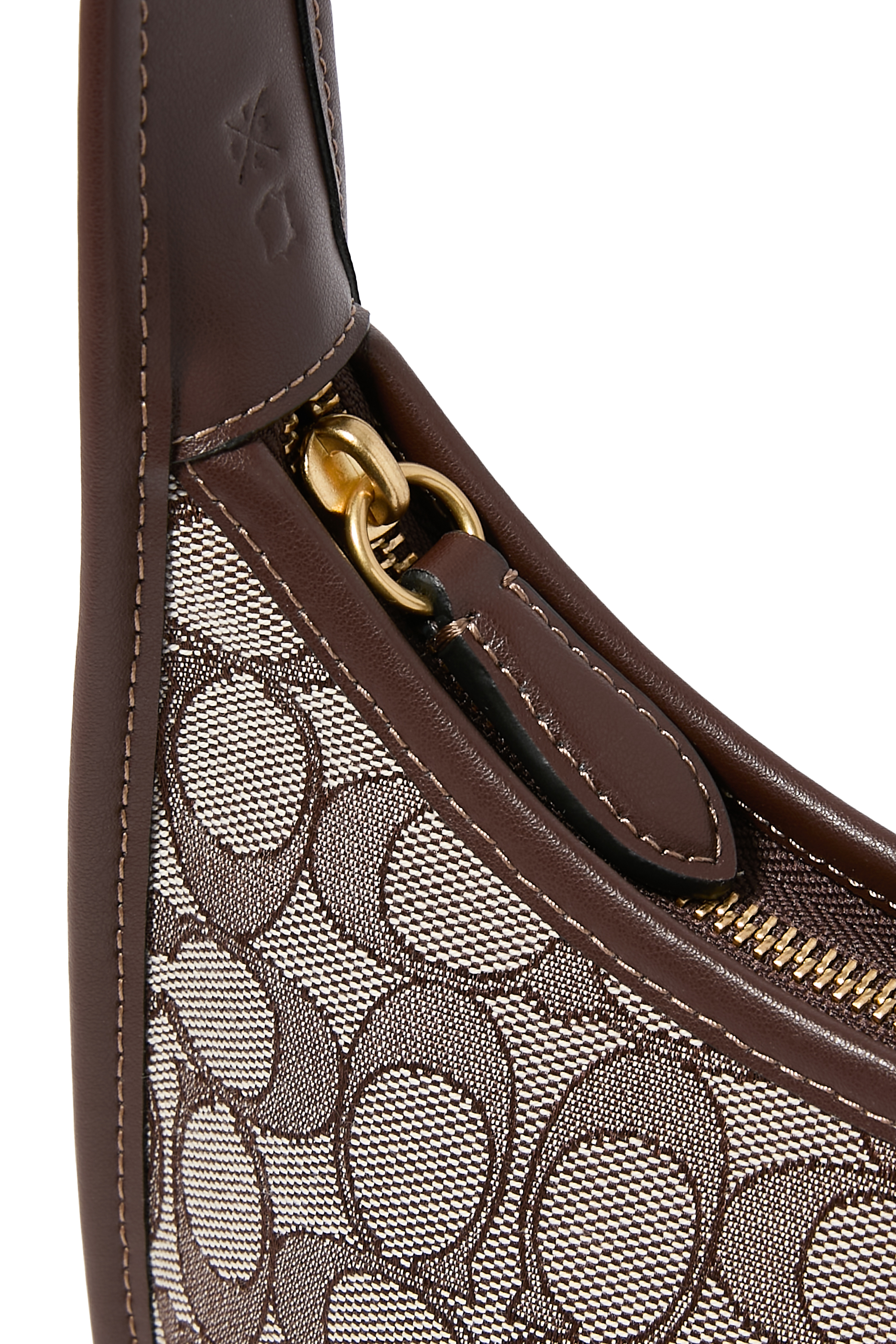 حقيبة بتصميم منحني بسحاب