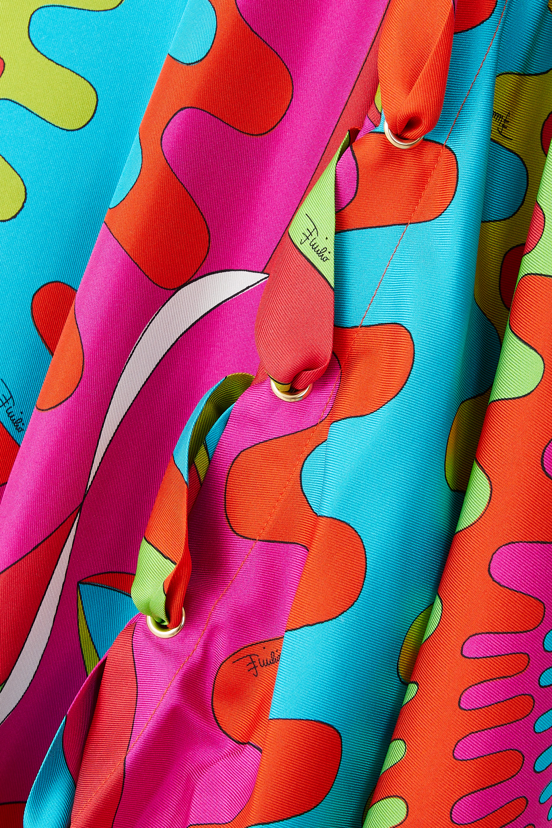 فستان قطني بتصميم تيشيرت بطبعات بيرساجليو