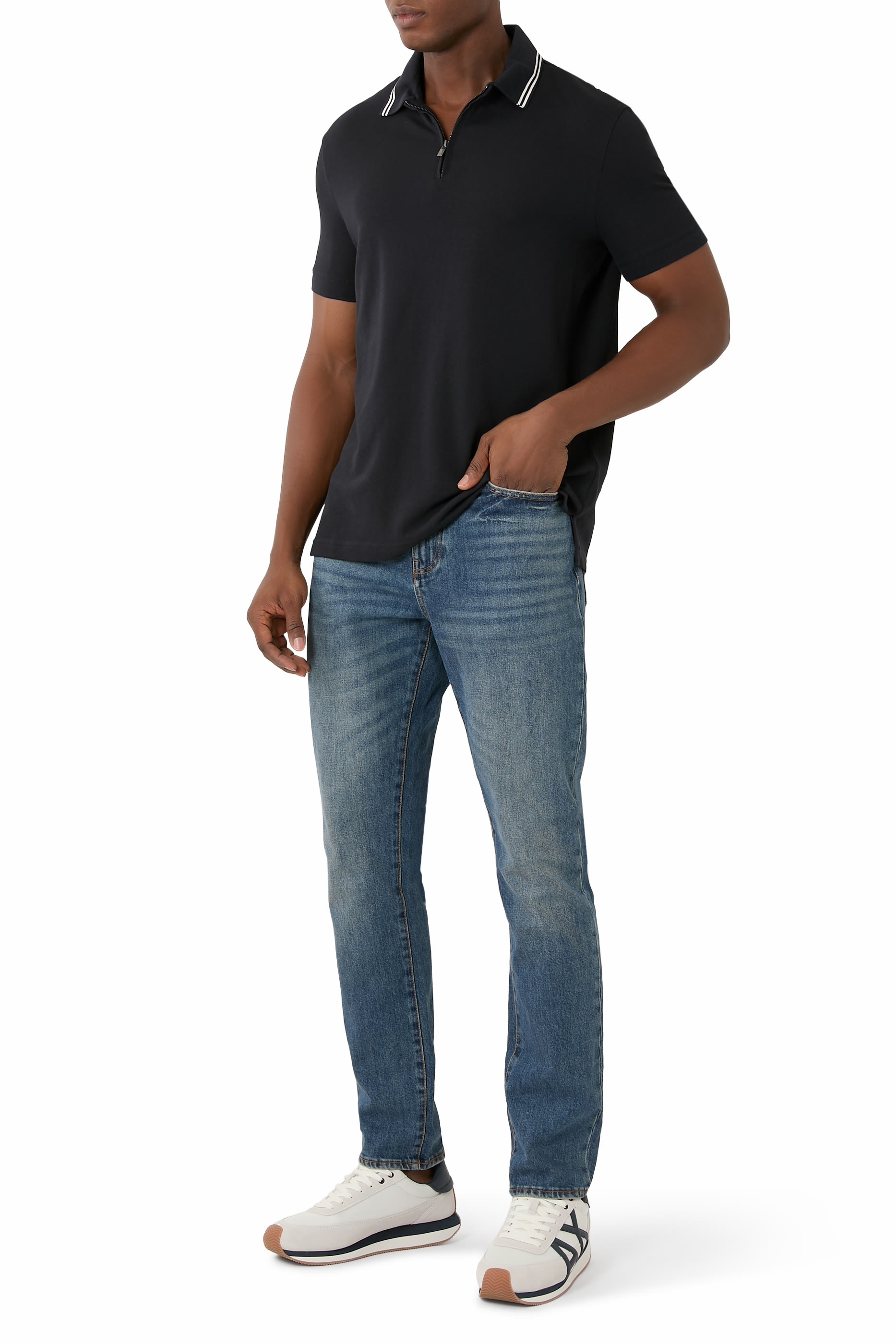 سنيكرز رويال بكاحل منخفض وشعار الماركة