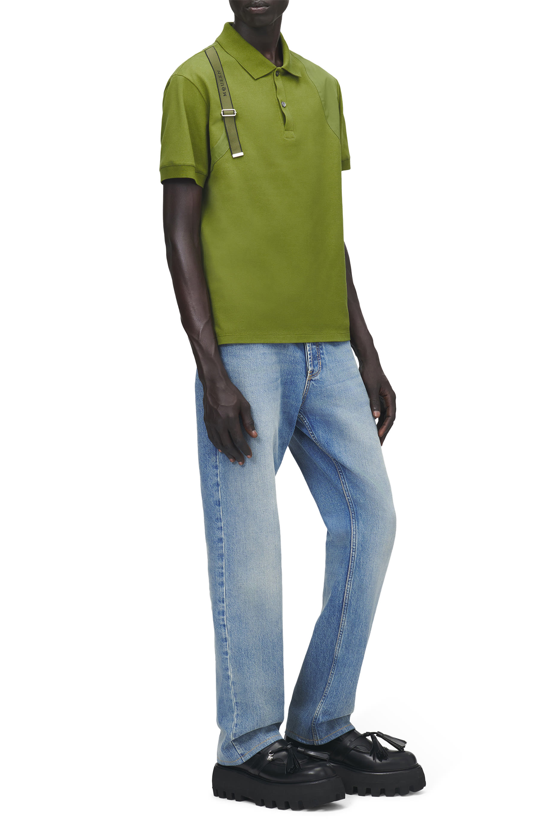 قميص بولو مزين بشريط