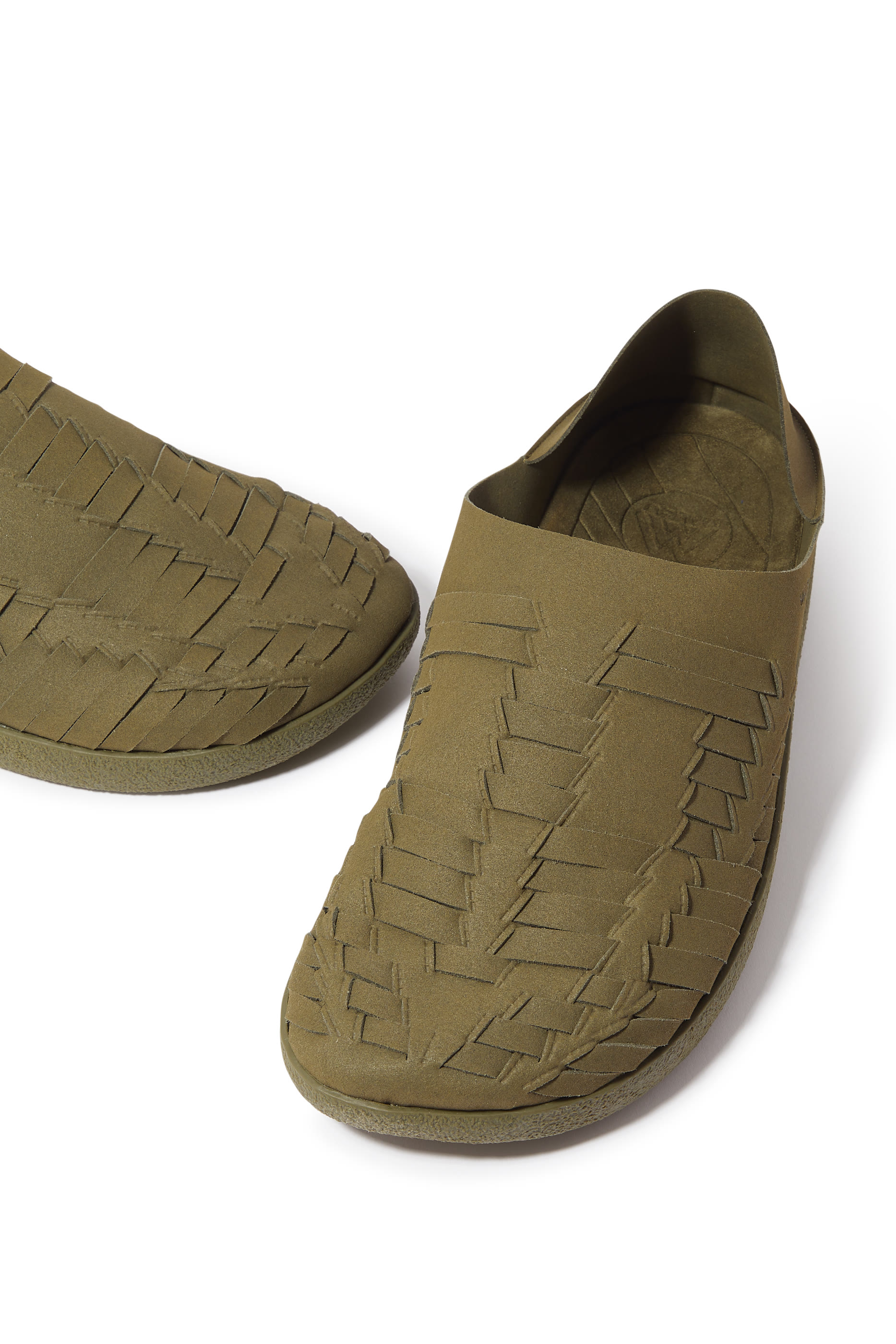 حذاء ثندربيرد مفتوح من الخلف قابل للتعديل