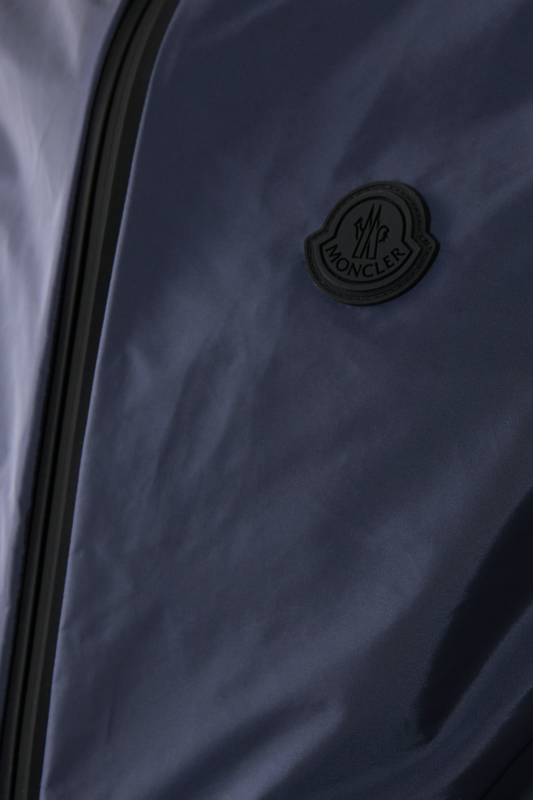 فيست موريتان بغطاء للرأس 