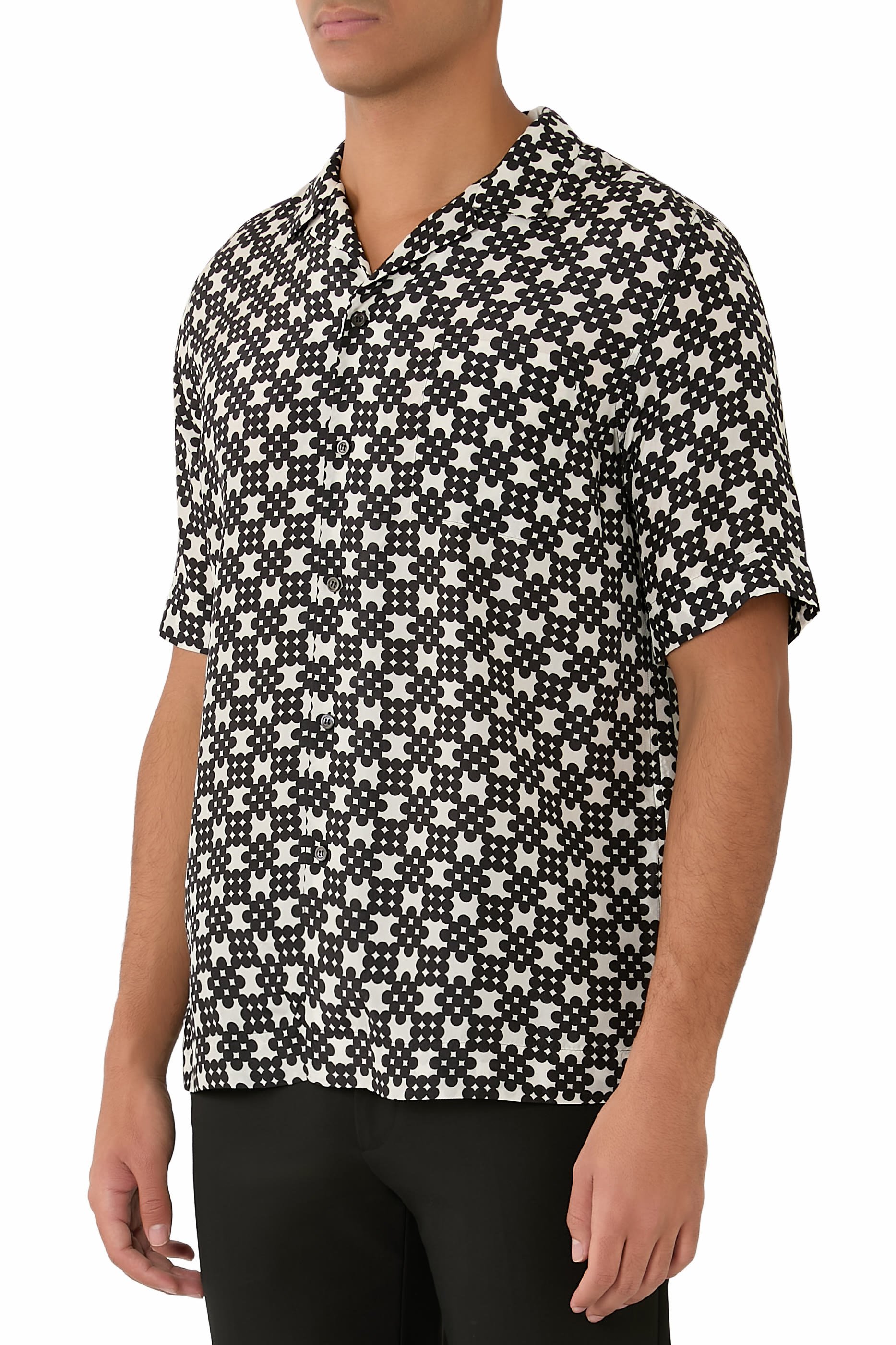 قميص كارلتون