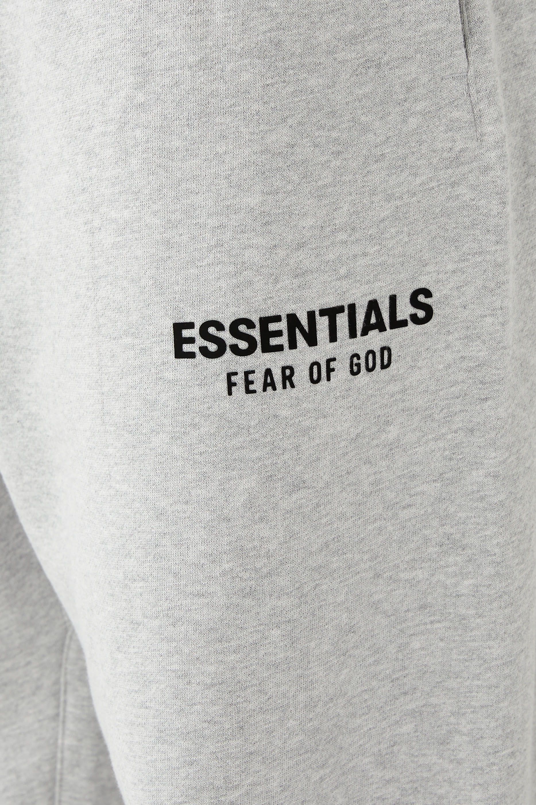 بنطال رياضي بشعار الماركة صوف