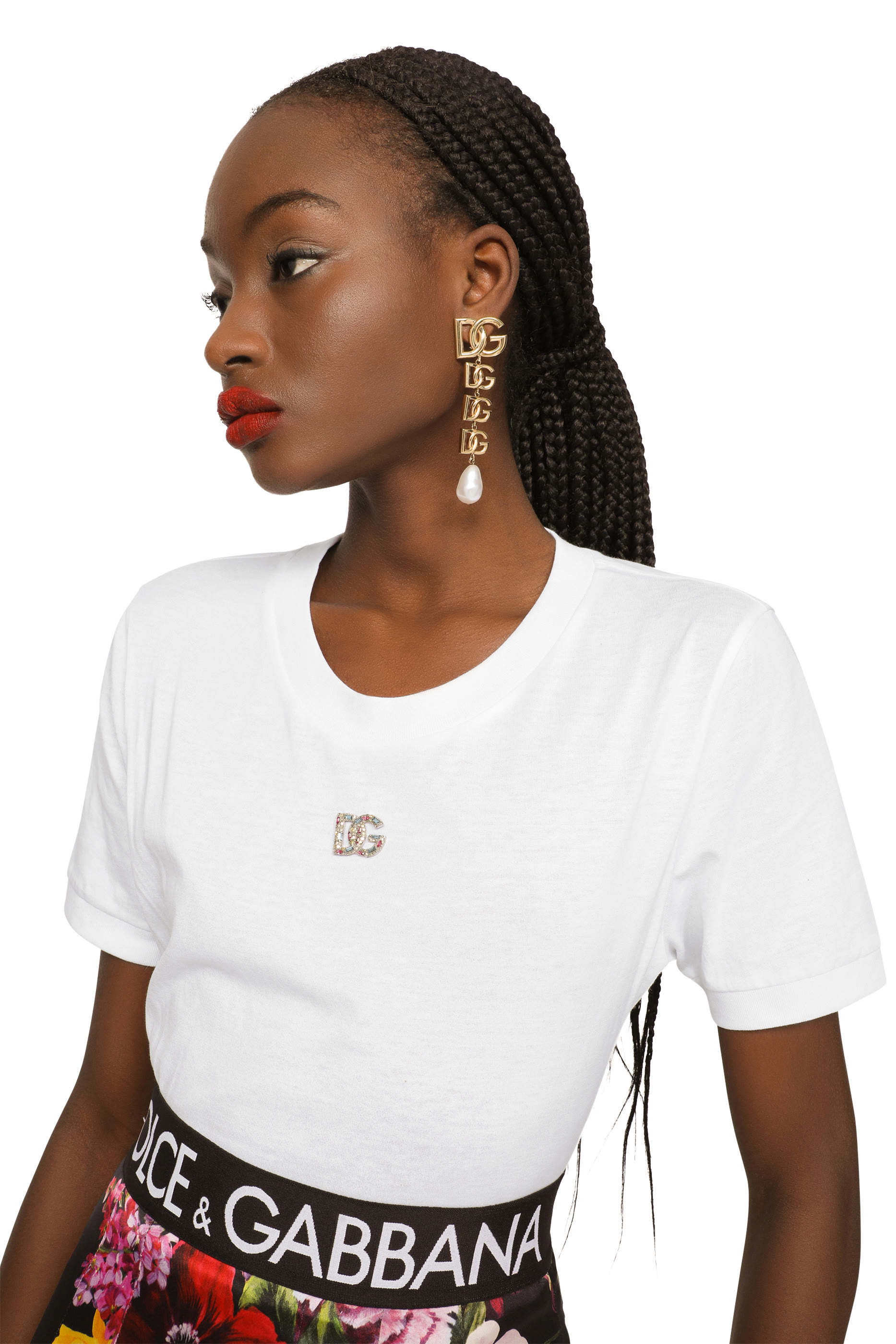 قرط فردي مزين بحرفي شعار الماركة بتصميم متعدد مرصع بلؤلؤ زجاجي أكريليك نحاس