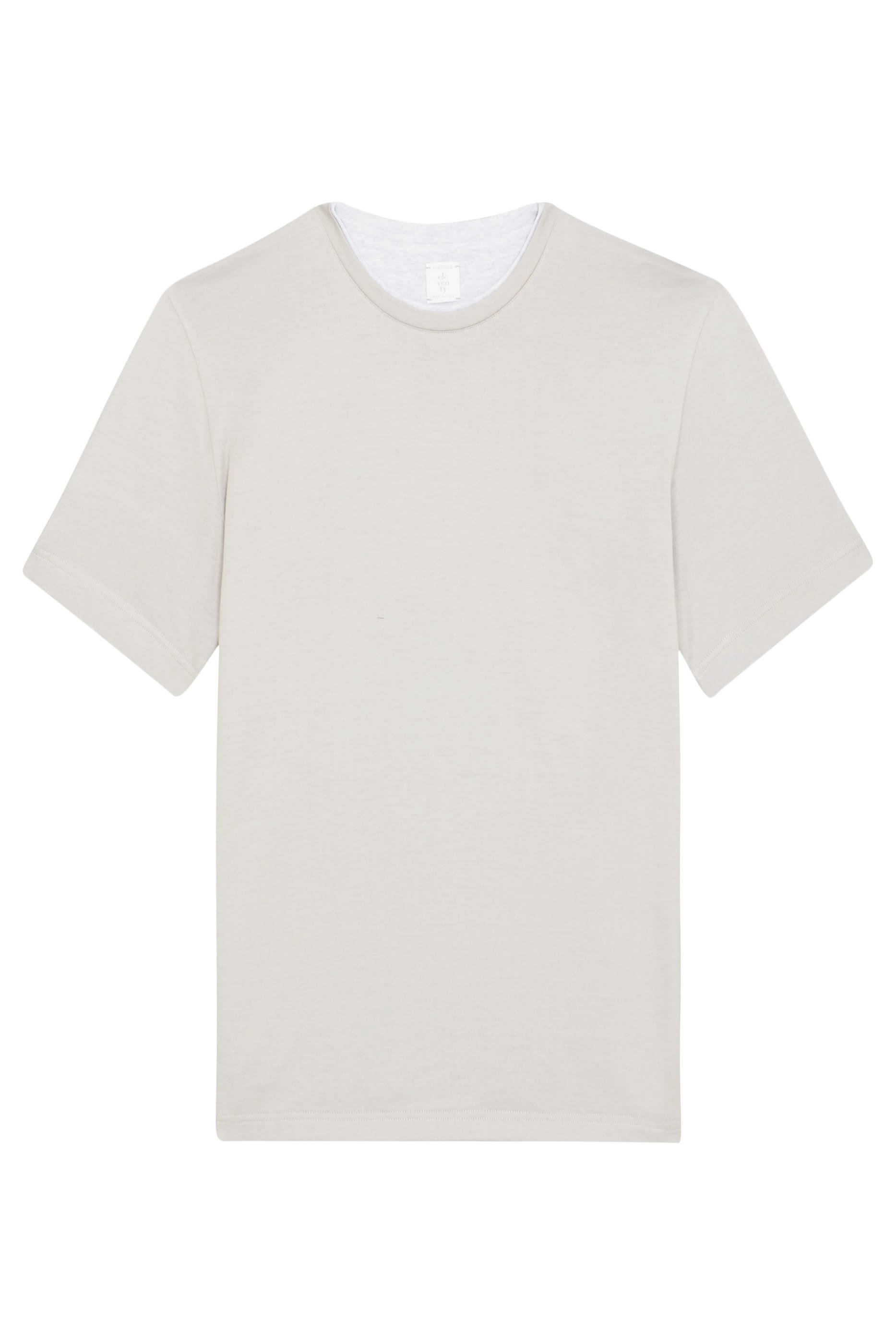 تيشيرت بياقة ضيقة