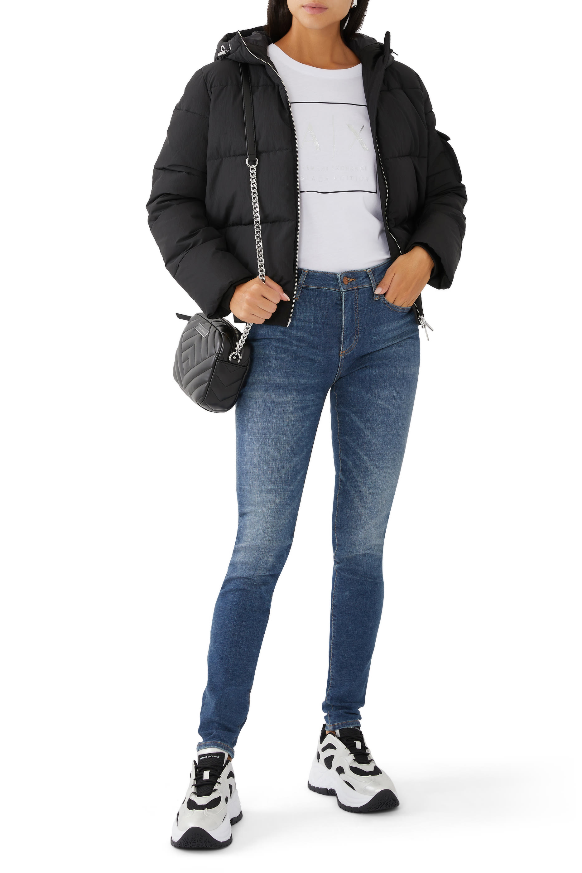 تيشيرت بويفريند بياقة ضيقة قطن جيرسيه