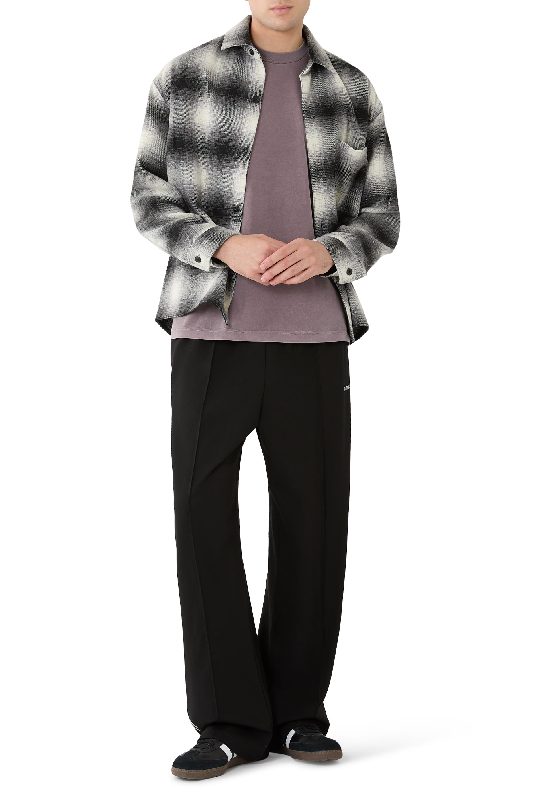 تيشيرت يونفورم