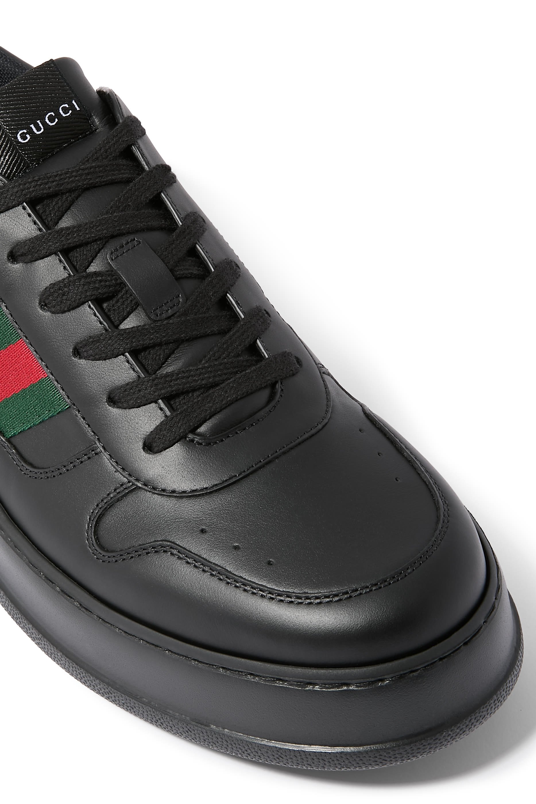 سنيكرز بنعل سميك